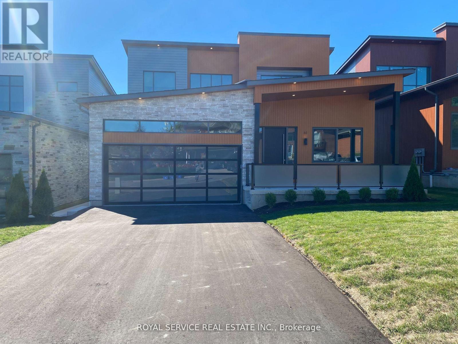 Upper - 61 Waywell Street, Whitby, Ontario  L1N 8P2 - Photo 1 - E12422374