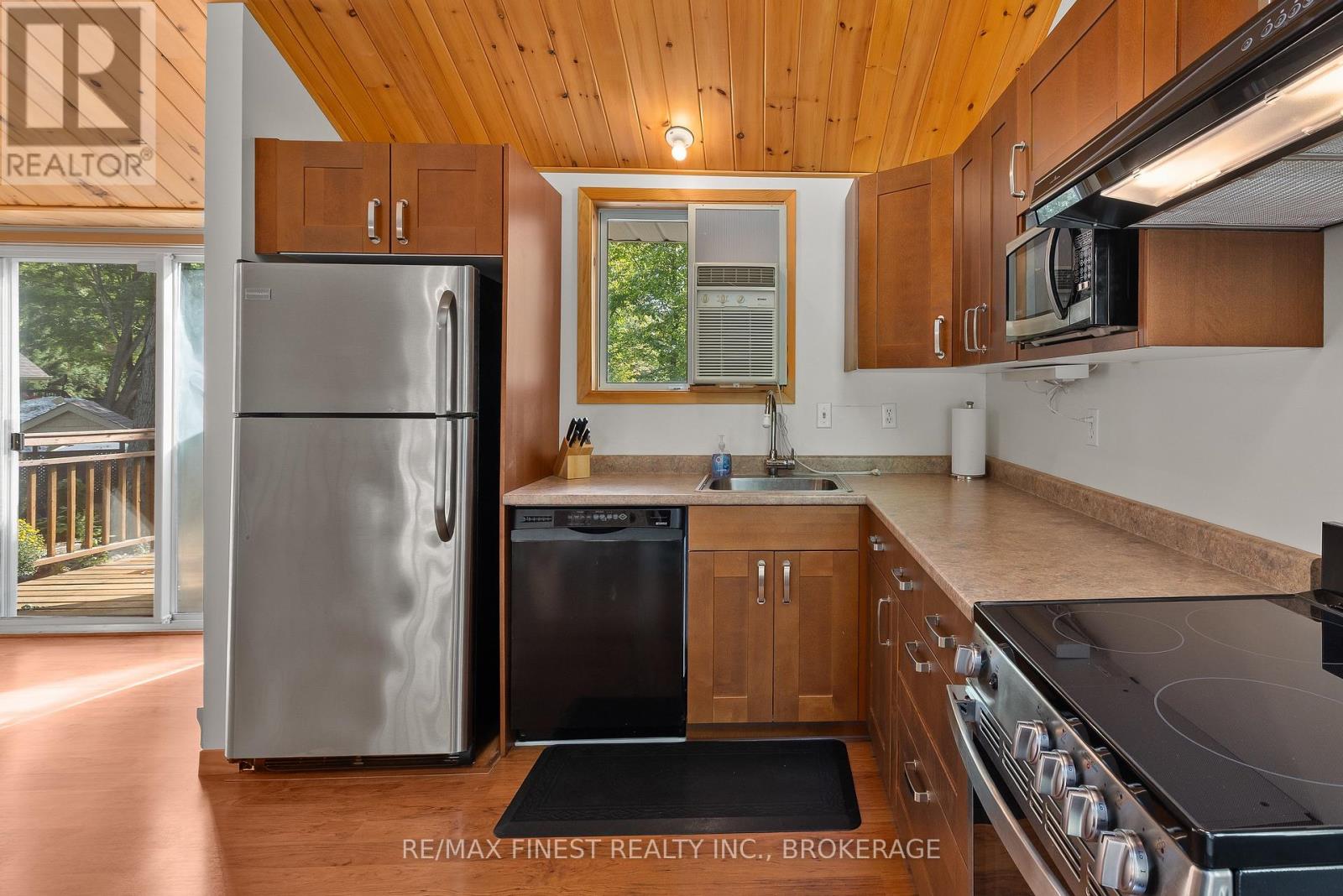 740c Thomas Road, Rideau Lakes, Ontario  K9J 6X2 - Photo 6 - X12422393