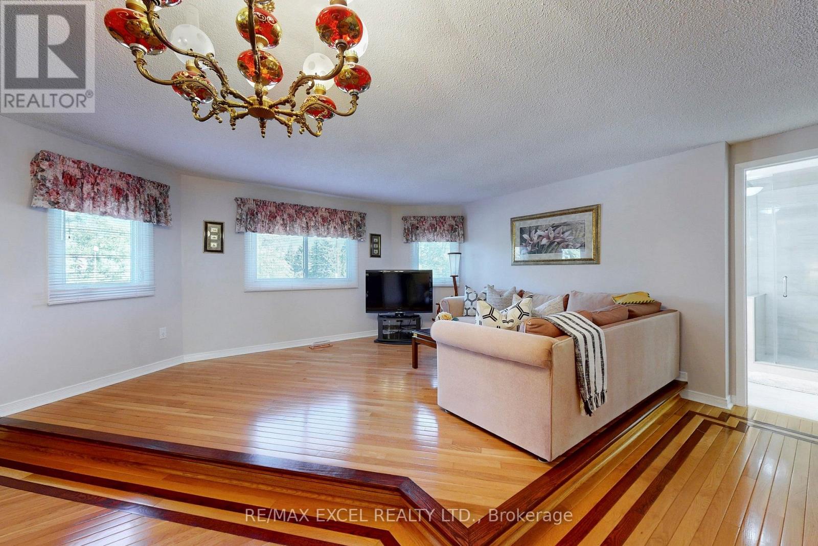 24 Lehman Crescent, Markham (Markham Village), Ontario  L3P 5X1 - Photo 22 - N12422327