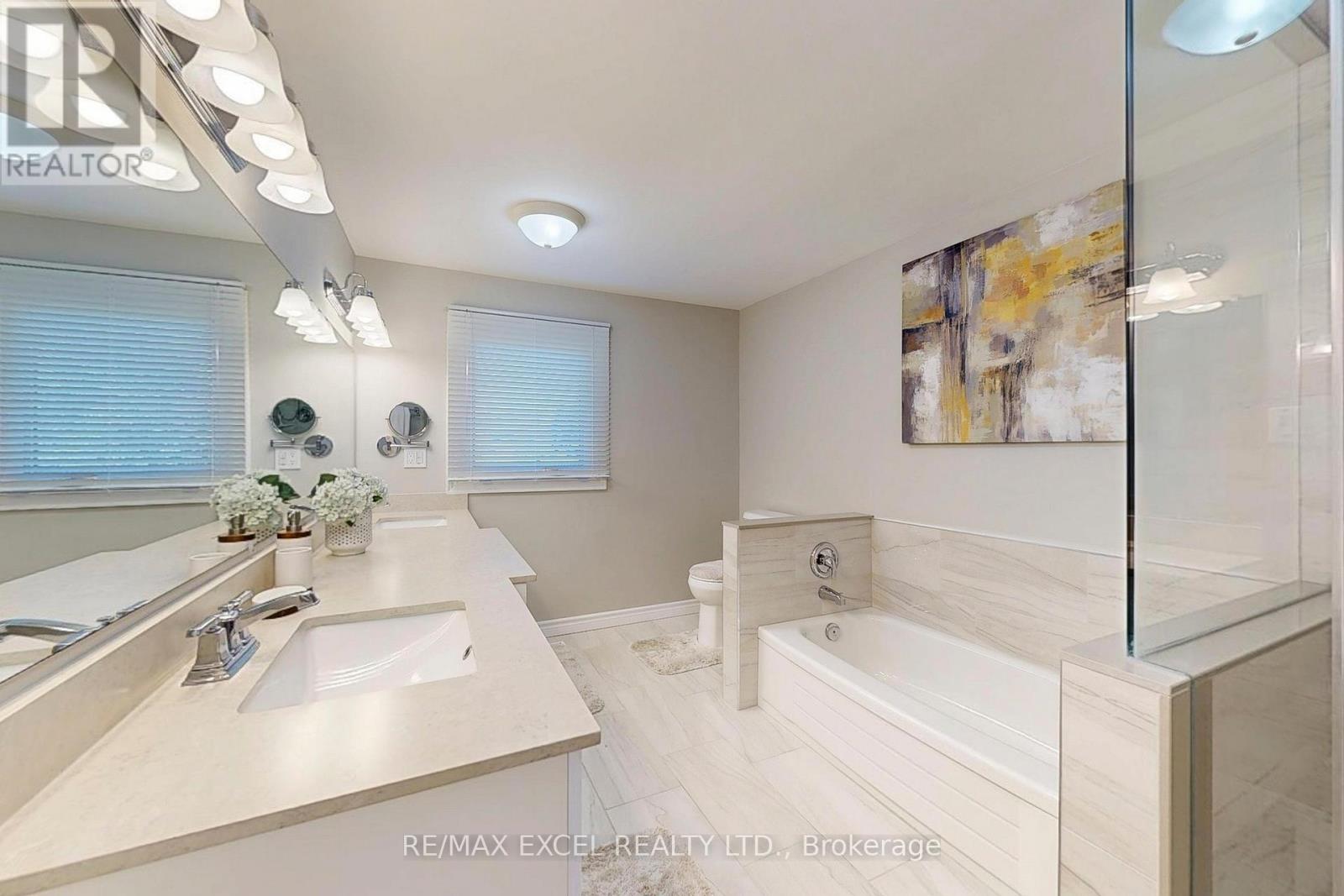 24 Lehman Crescent, Markham (Markham Village), Ontario  L3P 5X1 - Photo 24 - N12422327