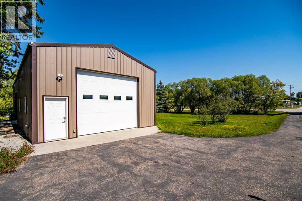 382052 Range Road 7-3, Rural Clearwater County, Alberta  T4T 2A2 - Photo 4 - A2251059