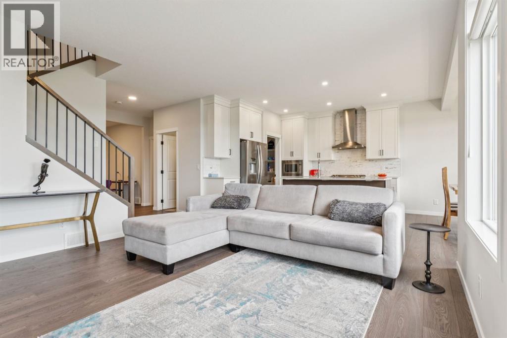 335 Creekside Way Sw, Calgary, Alberta  T2X 5B2 - Photo 6 - A2244221