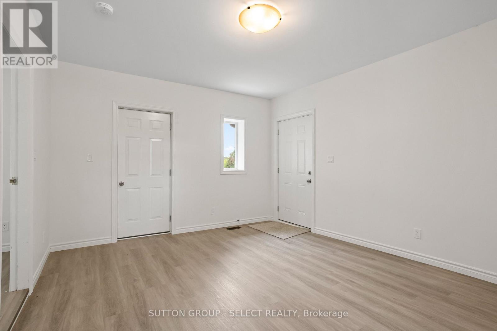 71479 Babylon Line, Bluewater, Ontario  N0M 2T0 - Photo 6 - X12422364