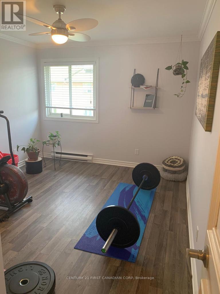 46 - 140 Conway Drive, London South, Ontario  N6E 3N2 - Photo 6 - X12422428