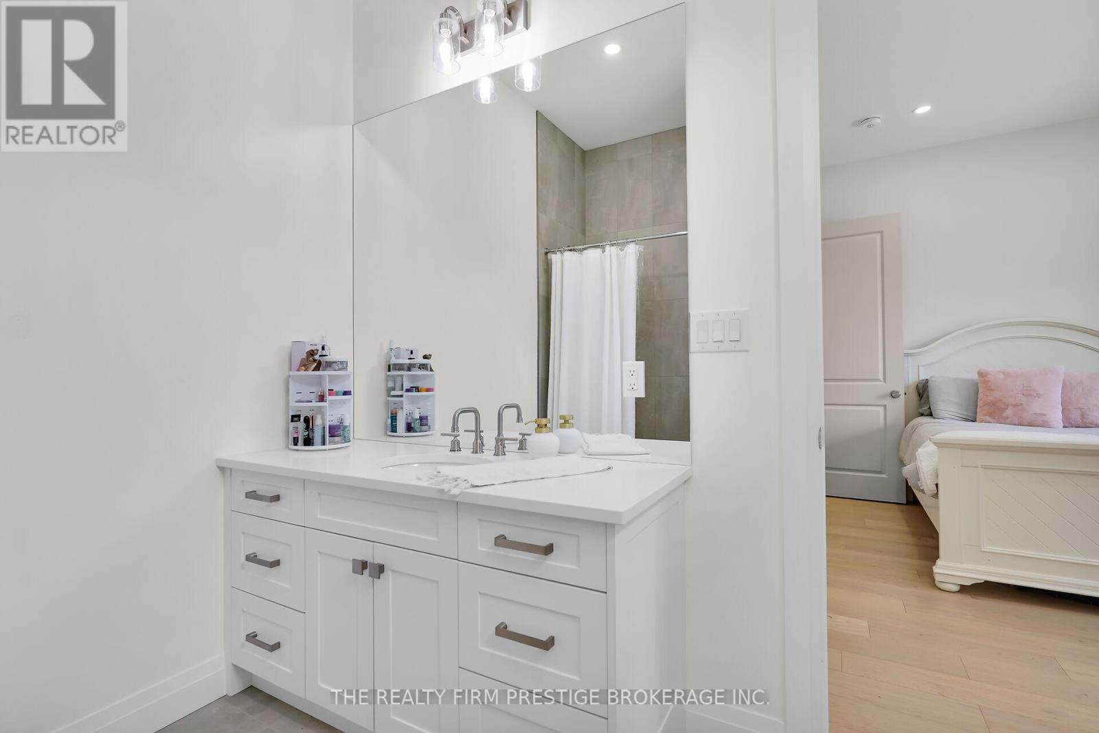 97 Simcoe Avenue, Middlesex Centre, Ontario  N0L 1R0 - Photo 30 - X12422437