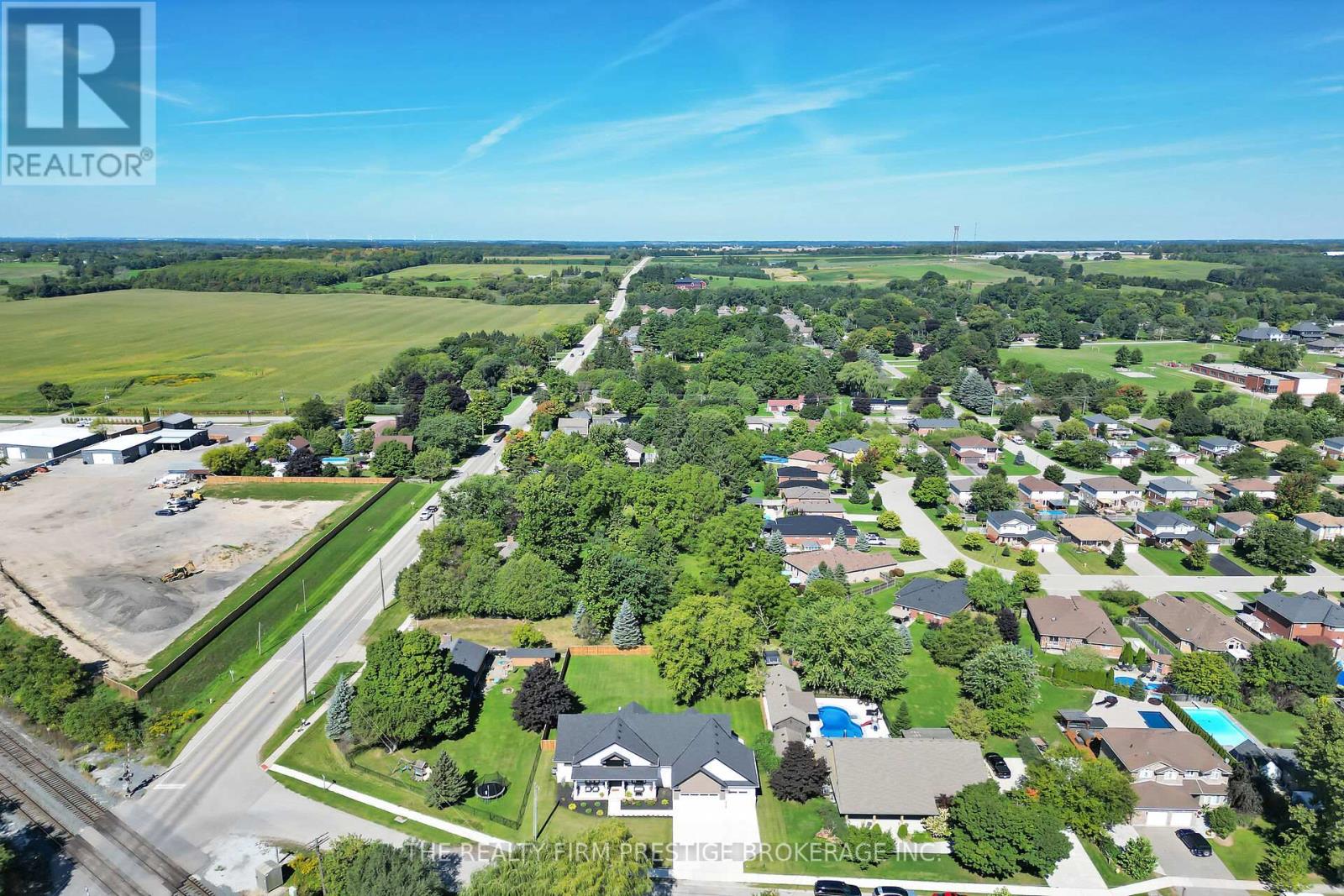 97 Simcoe Avenue, Middlesex Centre, Ontario  N0L 1R0 - Photo 48 - X12422437