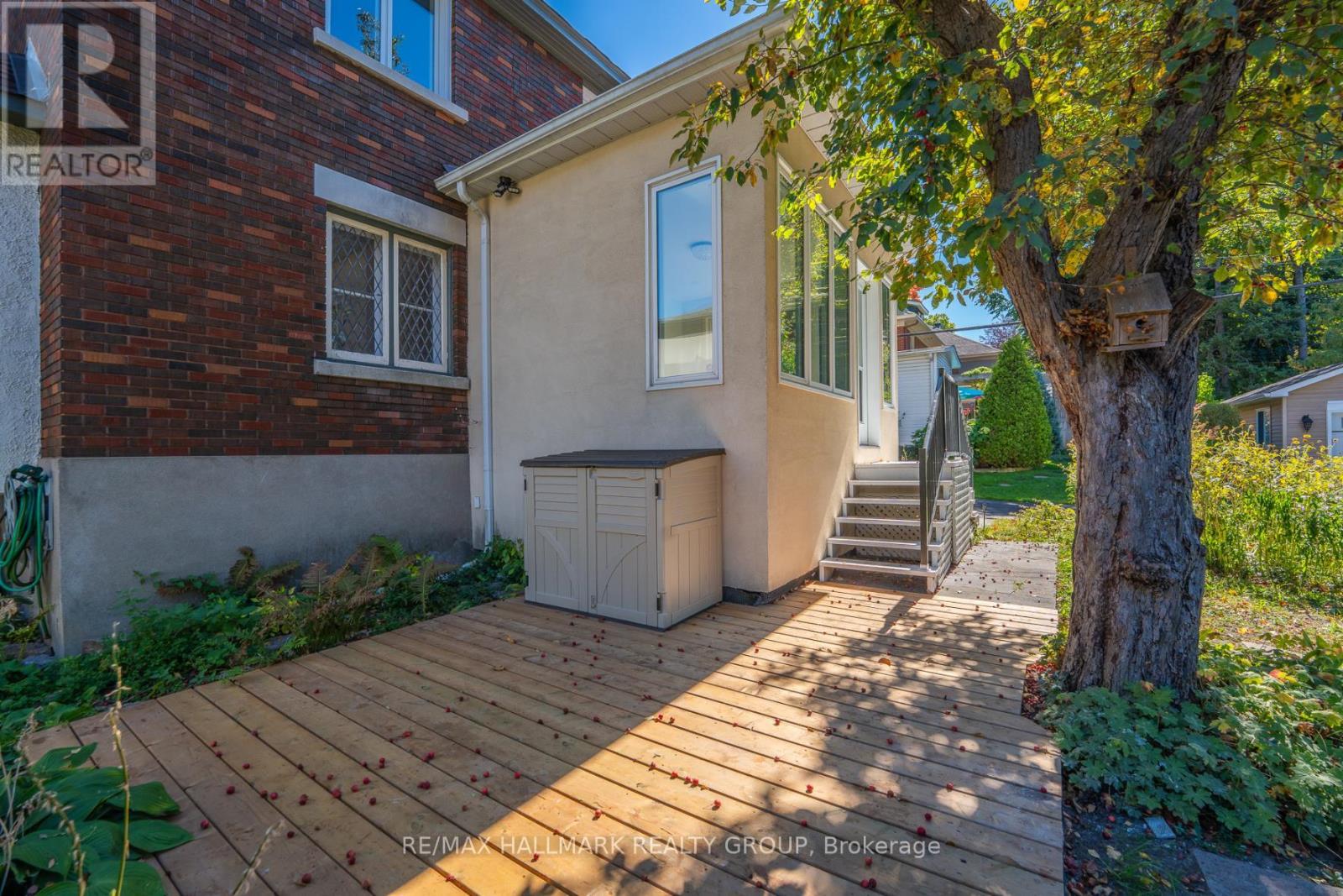 242 Harmer Avenue S, Ottawa, Ontario  K1Y 0V6 - Photo 32 - X12422390