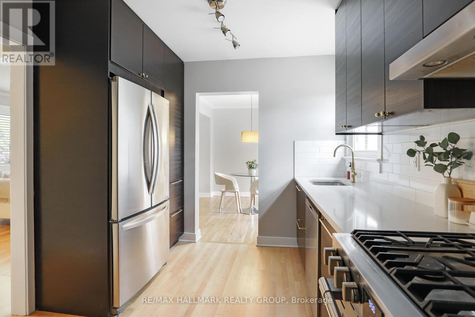 836 Borthwick Avenue, Ottawa, Ontario  K1K 2M8 - Photo 14 - X12422453
