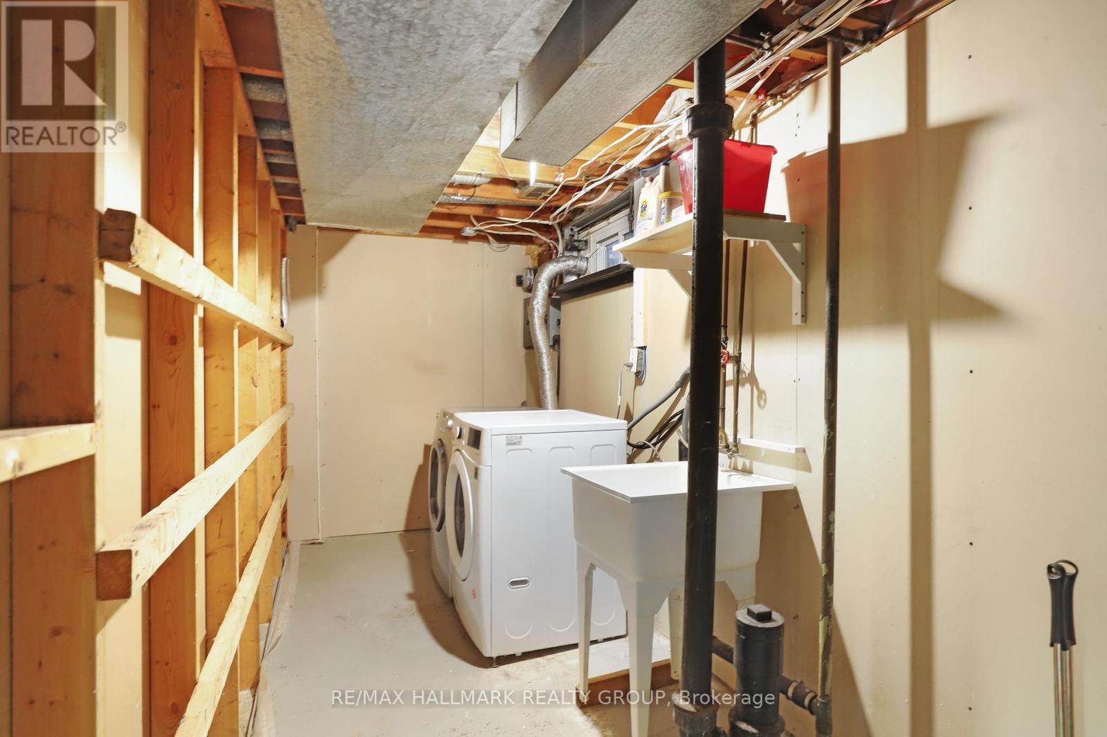 836 Borthwick Avenue, Ottawa, Ontario  K1K 2M8 - Photo 29 - X12422453