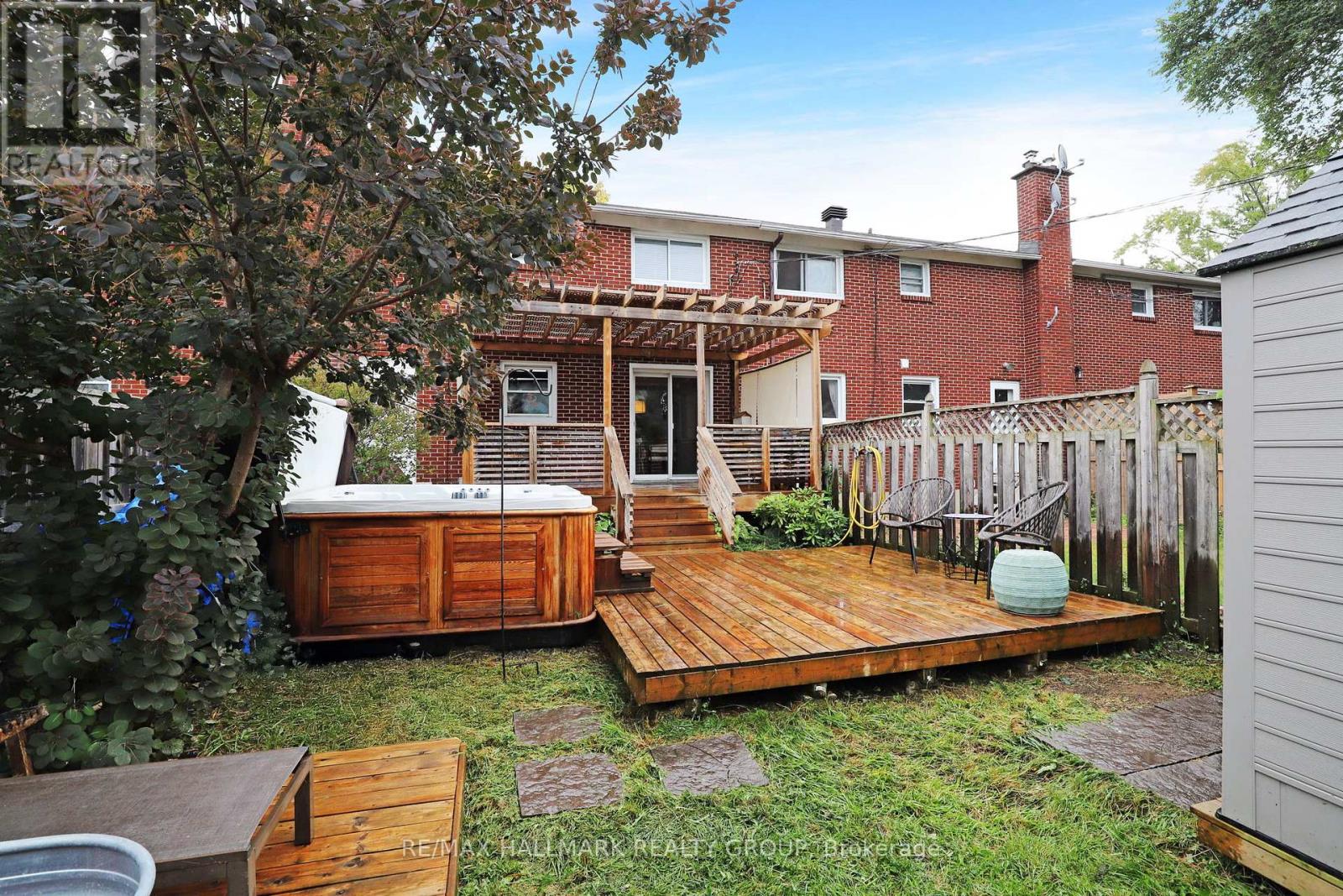 836 Borthwick Avenue, Ottawa, Ontario  K1K 2M8 - Photo 35 - X12422453