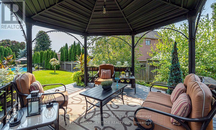 35 Pondmede Crescent, Whitchurch-Stouffville, Ontario  L4A 0E2 - Photo 36 - N12369153