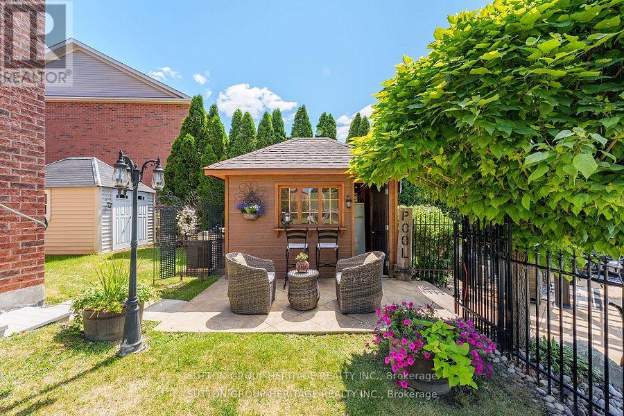 35 Pondmede Crescent, Whitchurch-Stouffville, Ontario  L4A 0E2 - Photo 49 - N12369153