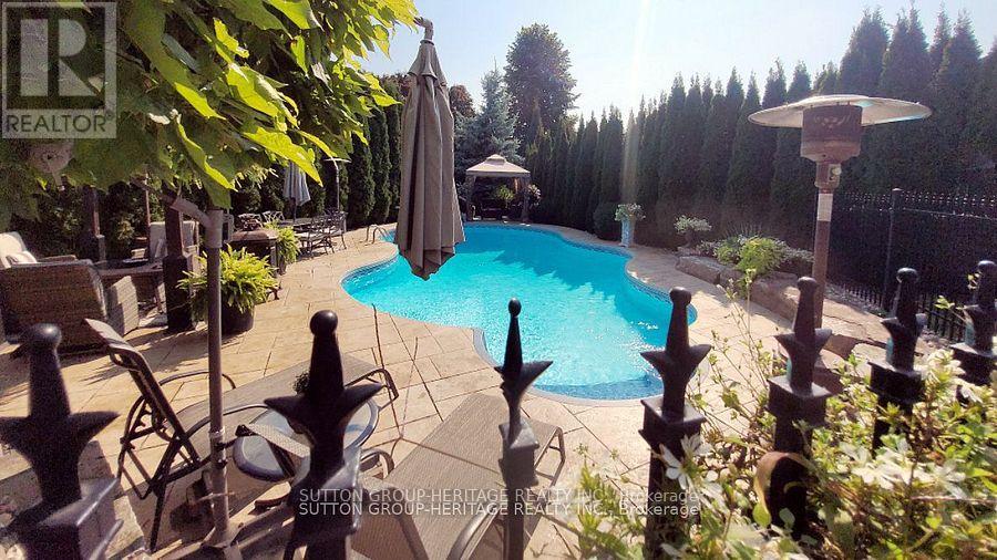 35 Pondmede Crescent, Whitchurch-Stouffville, Ontario  L4A 0E2 - Photo 47 - N12369153