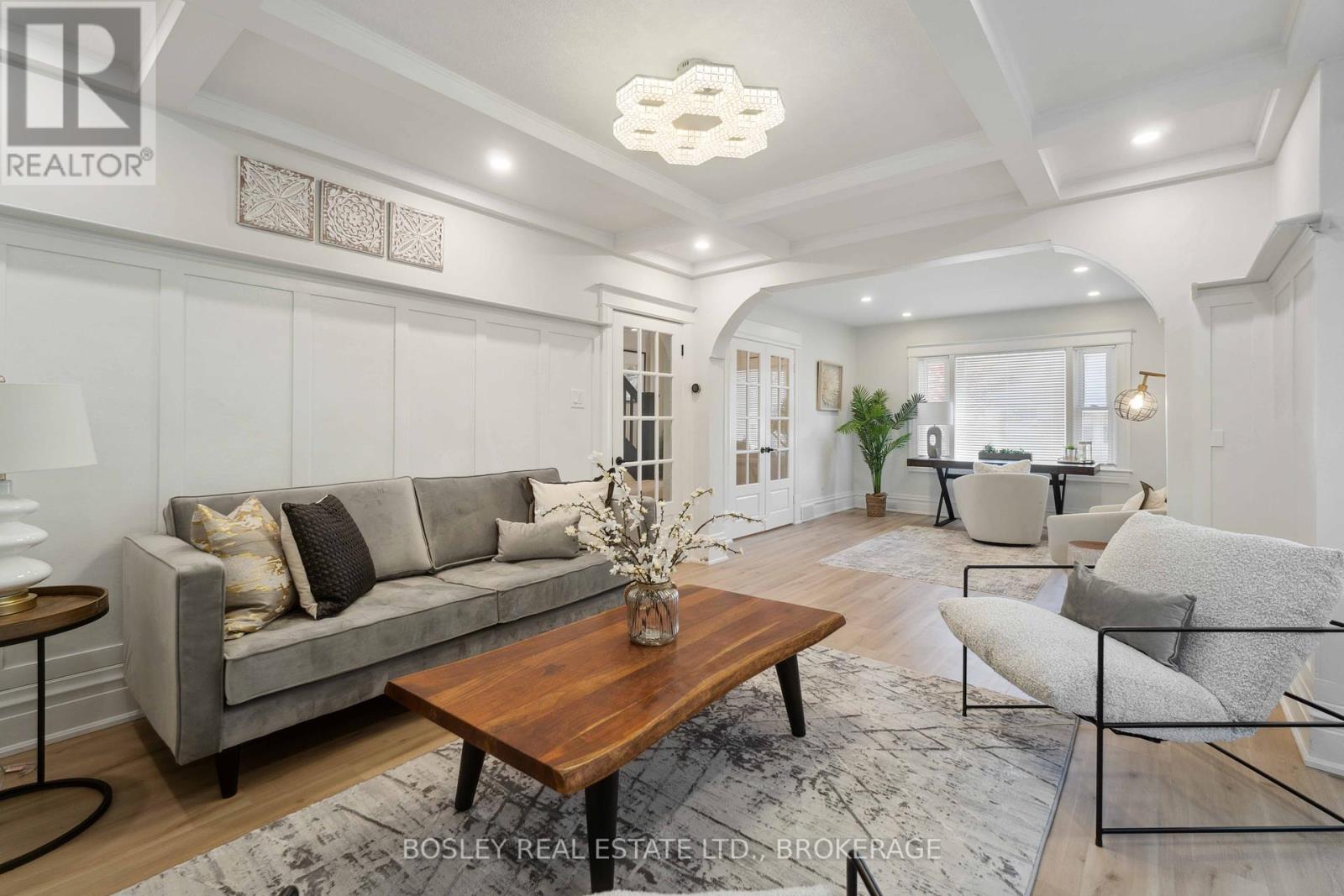 11 Gerrard Street, St. Catharines, Ontario  L2R 5S8 - Photo 10 - X12422419