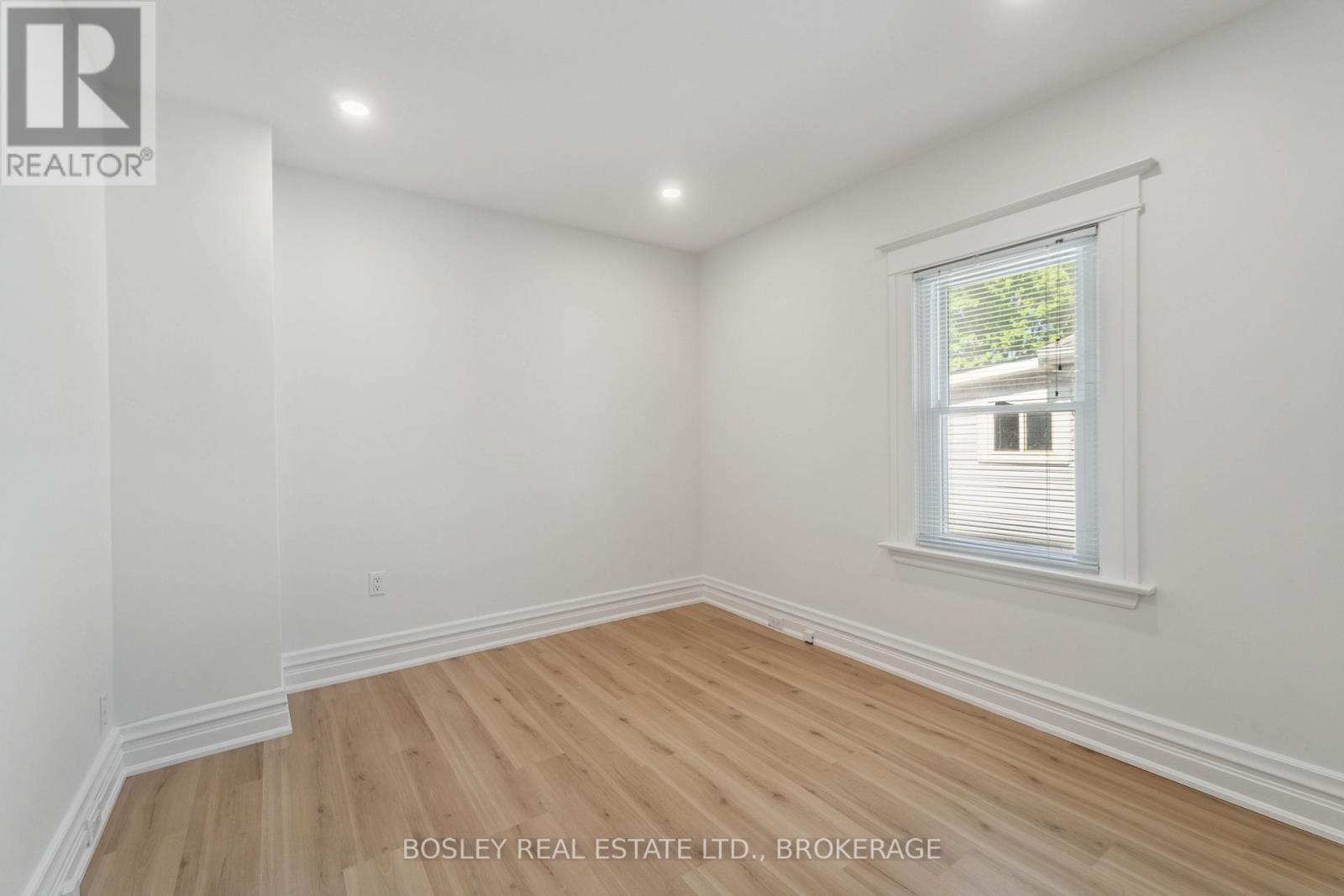 11 Gerrard Street, St. Catharines, Ontario  L2R 5S8 - Photo 27 - X12422419