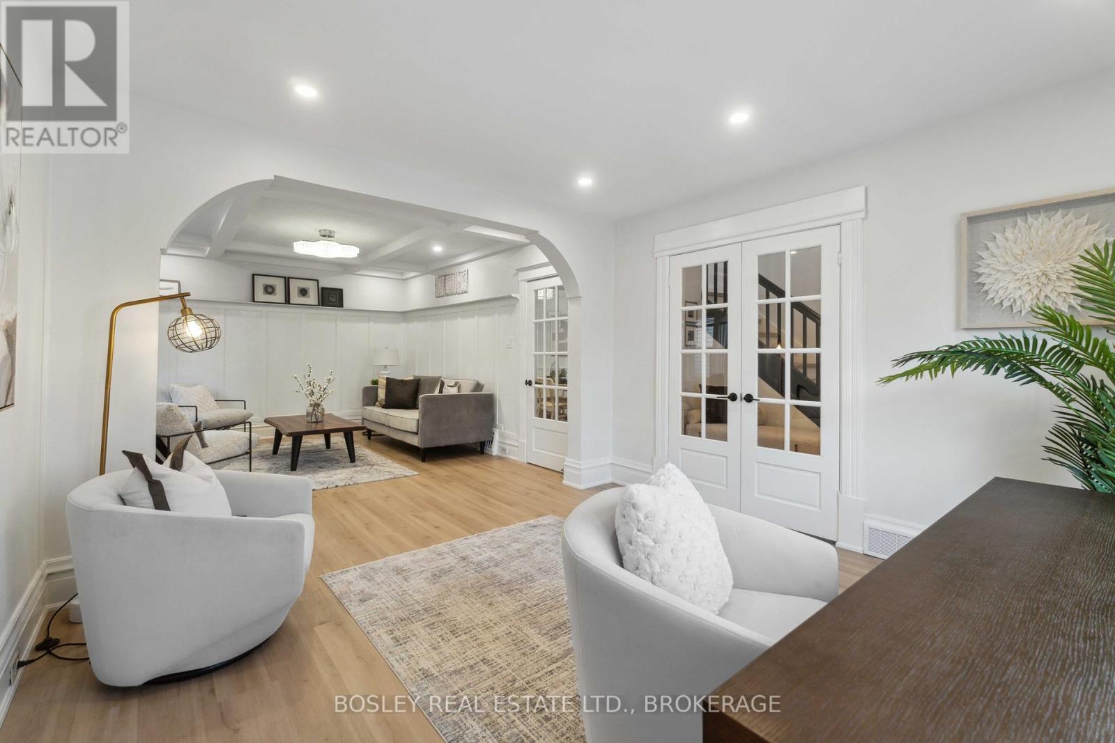11 Gerrard Street, St. Catharines, Ontario  L2R 5S8 - Photo 7 - X12422419