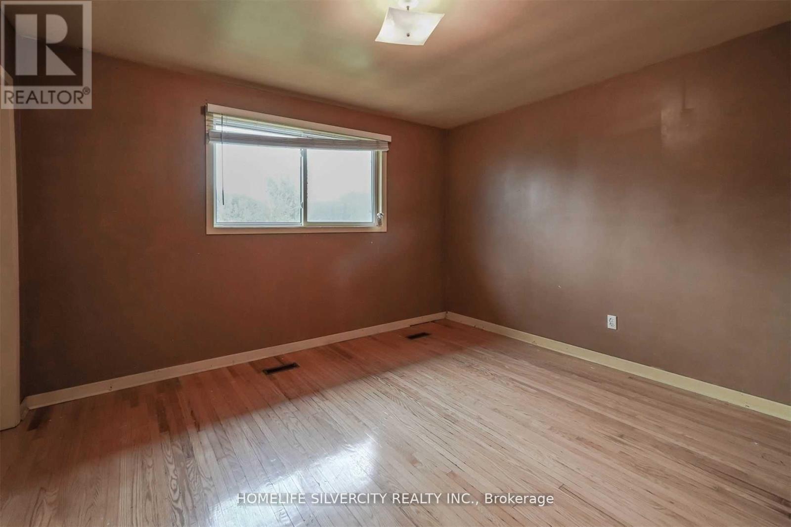 4395 Castlemore Road, Brampton, Ontario  L6P 0W9 - Photo 17 - W12422306