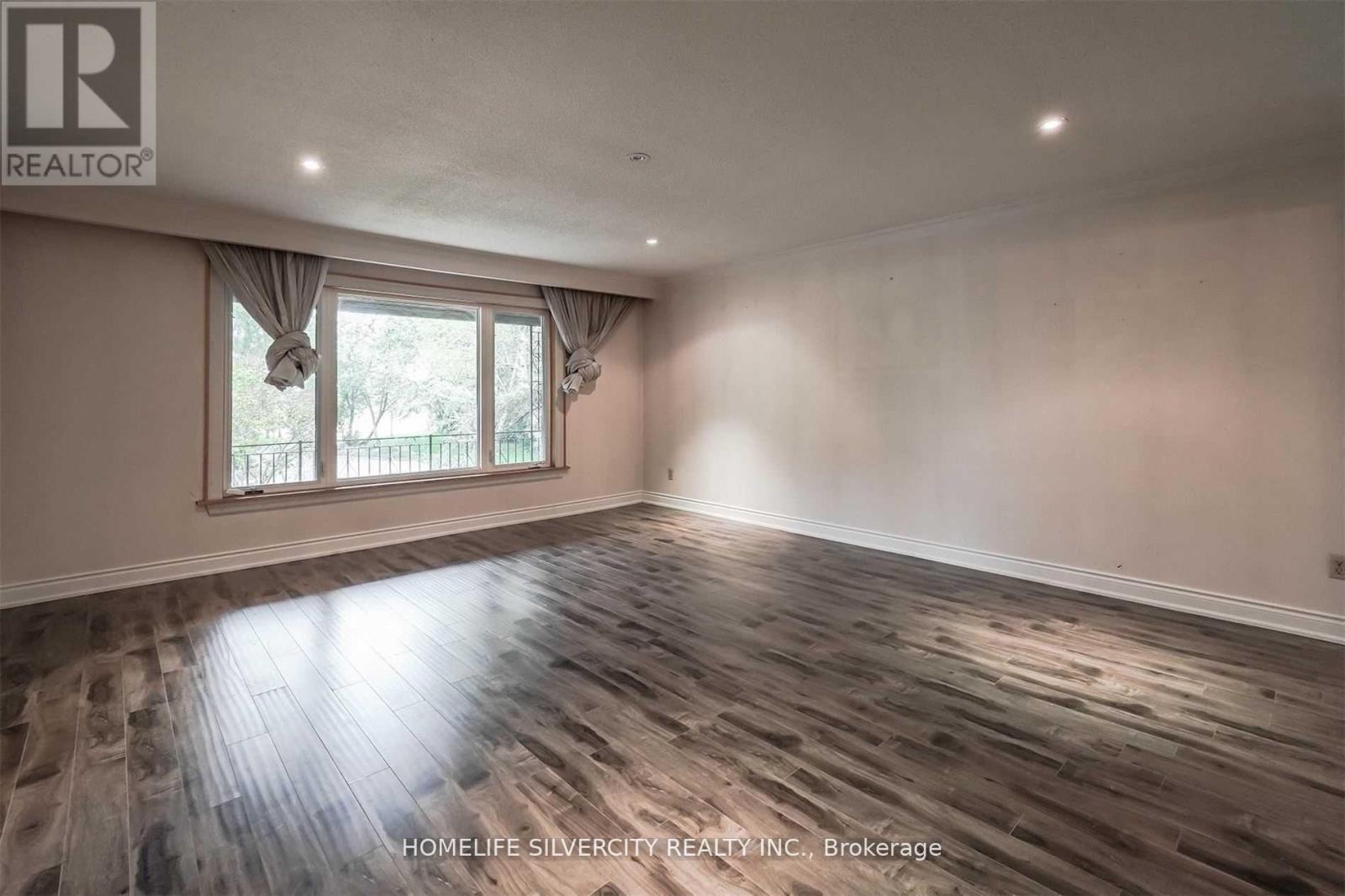 4395 Castlemore Road, Brampton, Ontario  L6P 0W9 - Photo 6 - W12422306