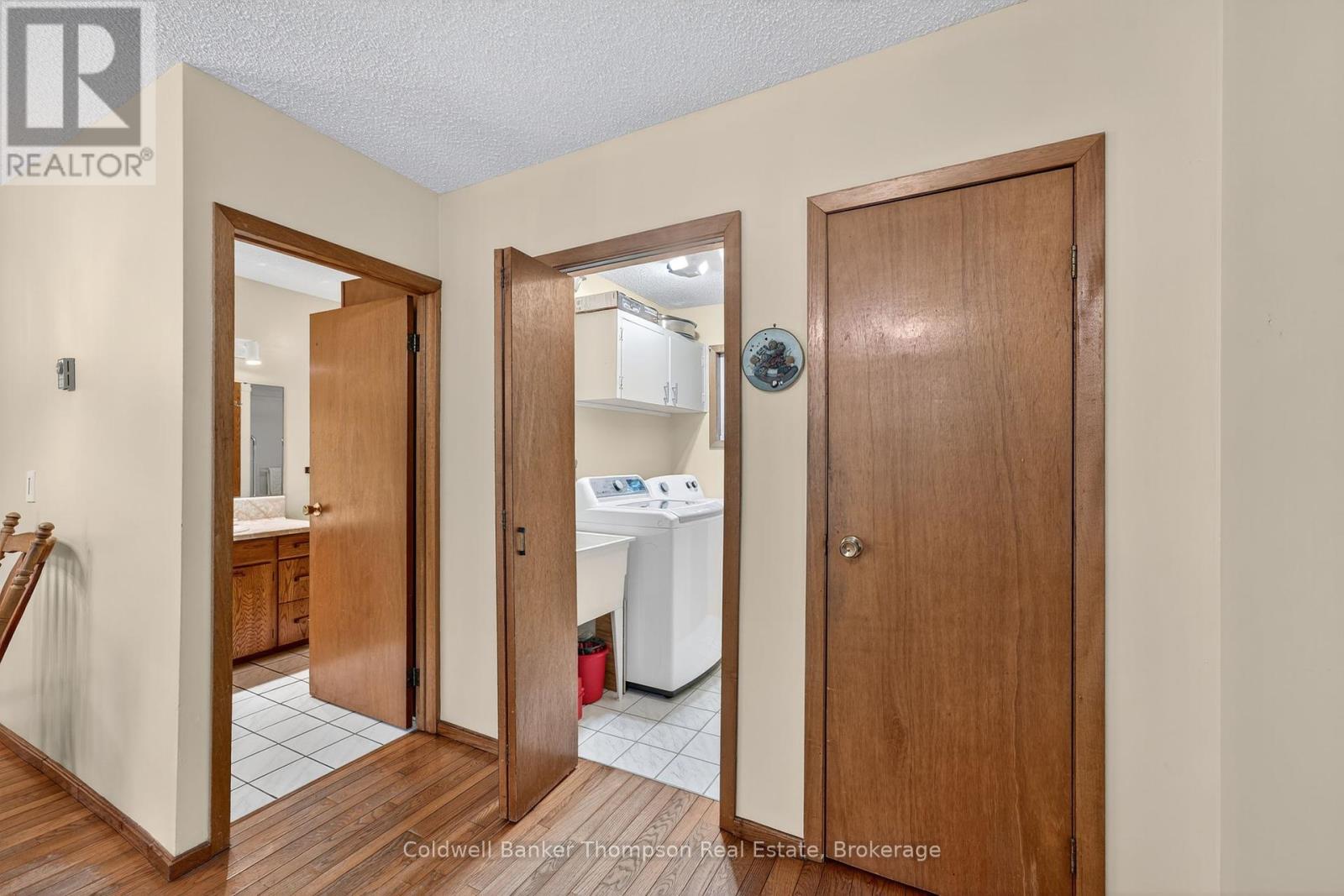 315 Muskoka Beach Road, Gravenhurst, Ontario  P1P 1M7 - Photo 19 - X12422354