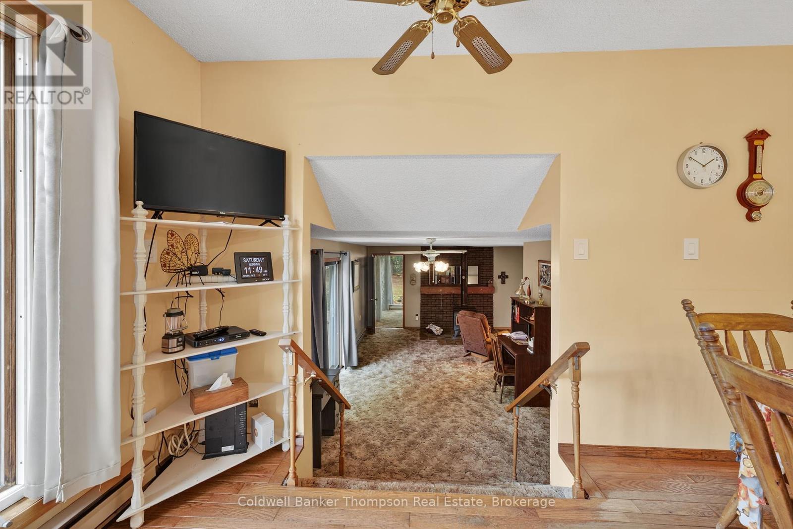 315 Muskoka Beach Road, Gravenhurst, Ontario  P1P 1M7 - Photo 23 - X12422354