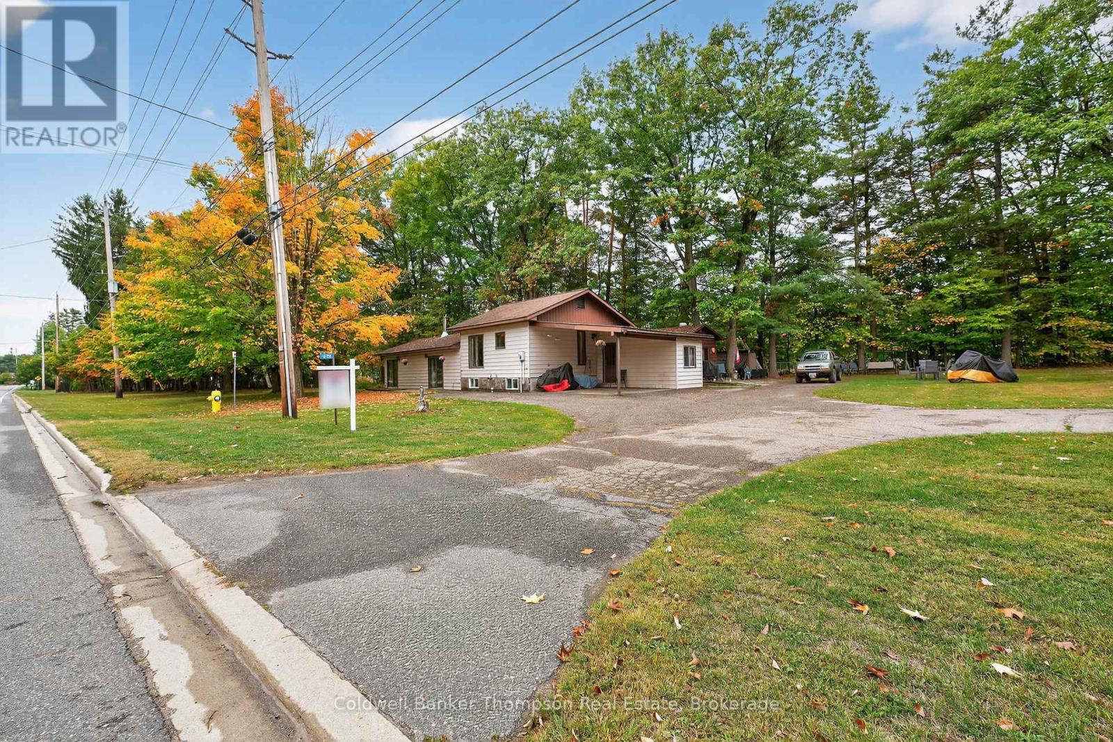 315 Muskoka Beach Road, Gravenhurst, Ontario  P1P 1M7 - Photo 4 - X12422354