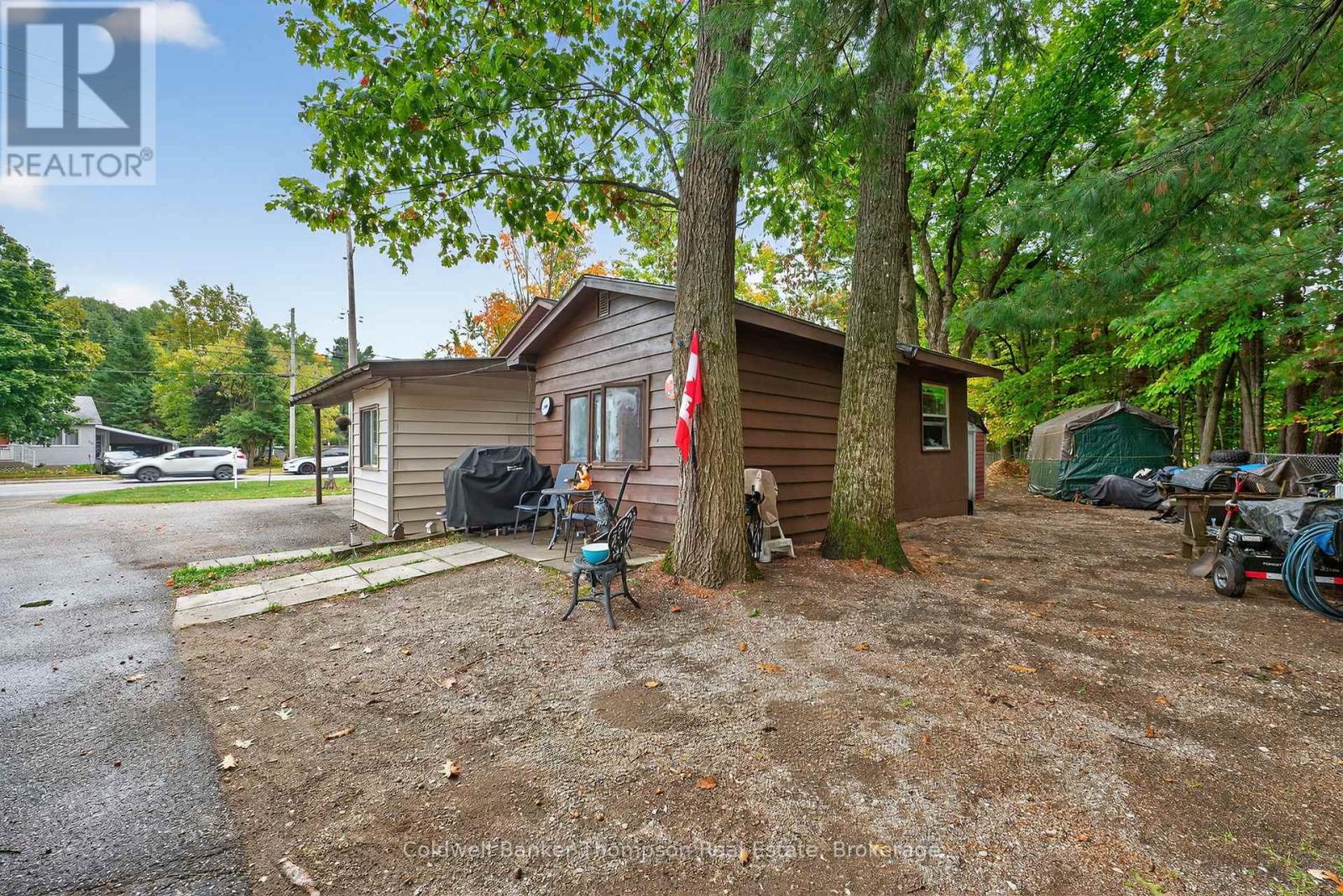 315 Muskoka Beach Road, Gravenhurst, Ontario  P1P 1M7 - Photo 43 - X12422354