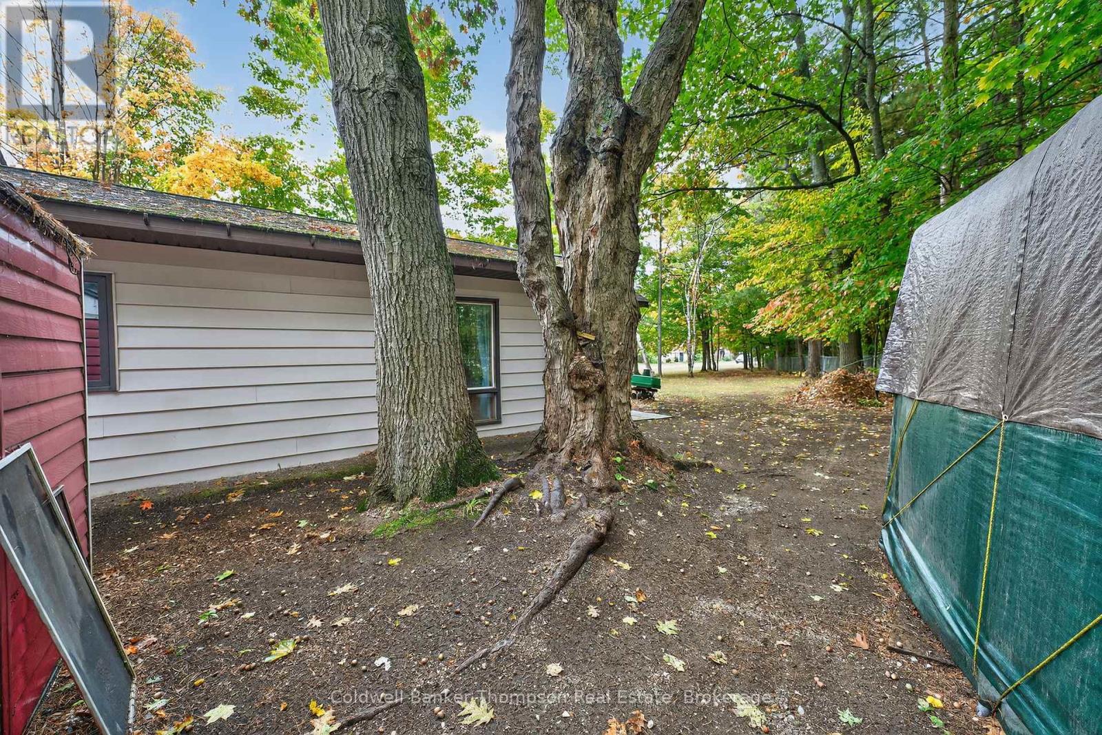 315 Muskoka Beach Road, Gravenhurst, Ontario  P1P 1M7 - Photo 44 - X12422354