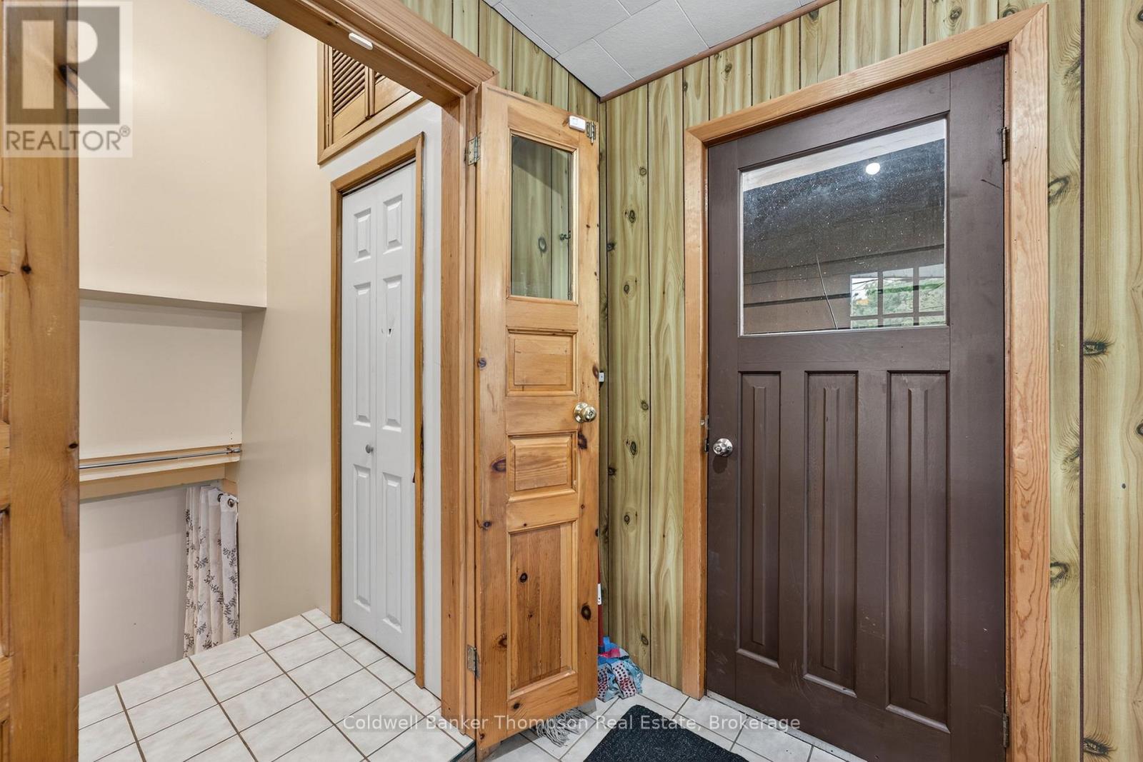 315 Muskoka Beach Road, Gravenhurst, Ontario  P1P 1M7 - Photo 7 - X12422354