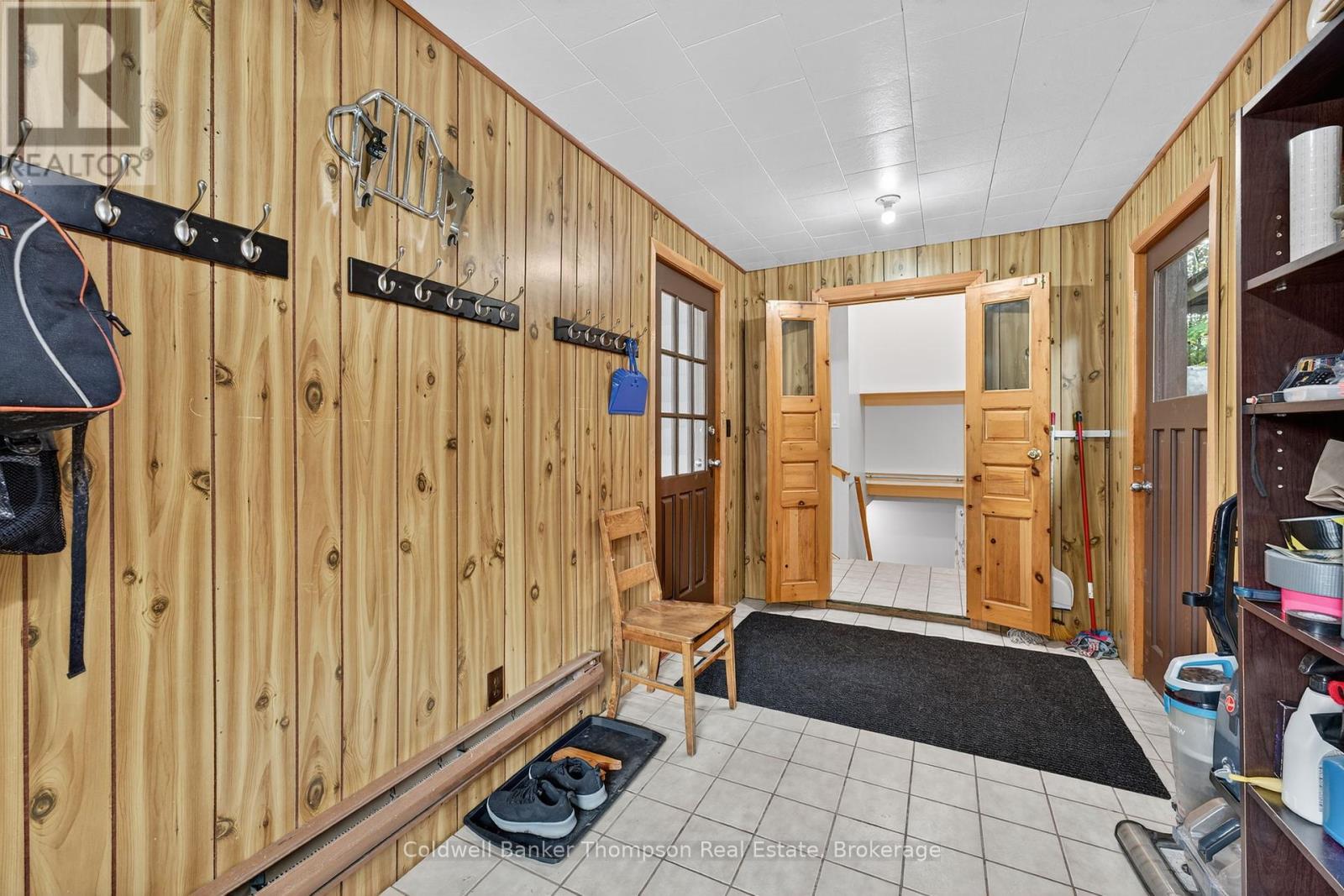 315 Muskoka Beach Road, Gravenhurst, Ontario  P1P 1M7 - Photo 8 - X12422354