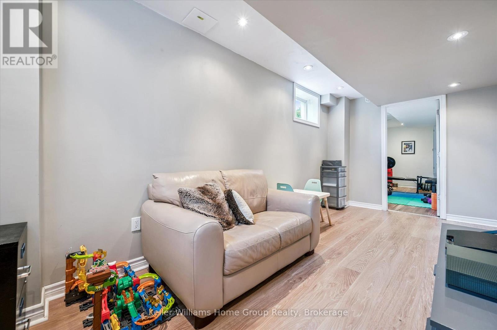 151 Courtney Street, Centre Wellington, Ontario  N1M 0E2 - Photo 31 - X12422365
