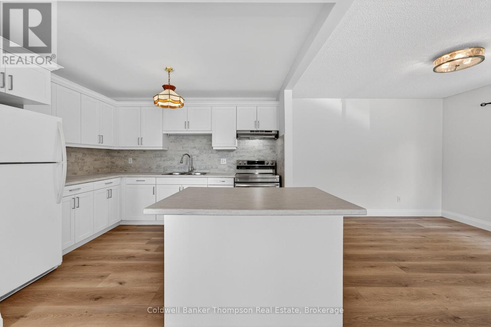 26 Sabrina Park Drive, Huntsville, Ontario  P1H 1L8 - Photo 13 - X12422376