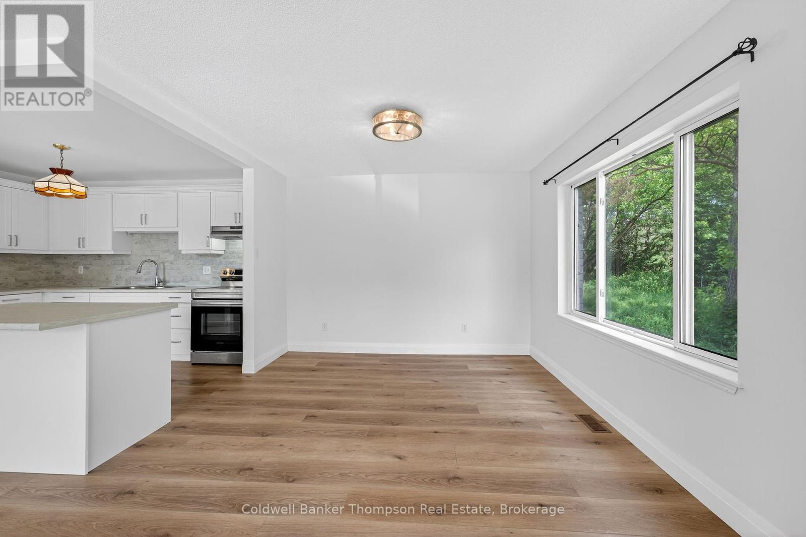 26 Sabrina Park Drive, Huntsville, Ontario  P1H 1L8 - Photo 19 - X12422376
