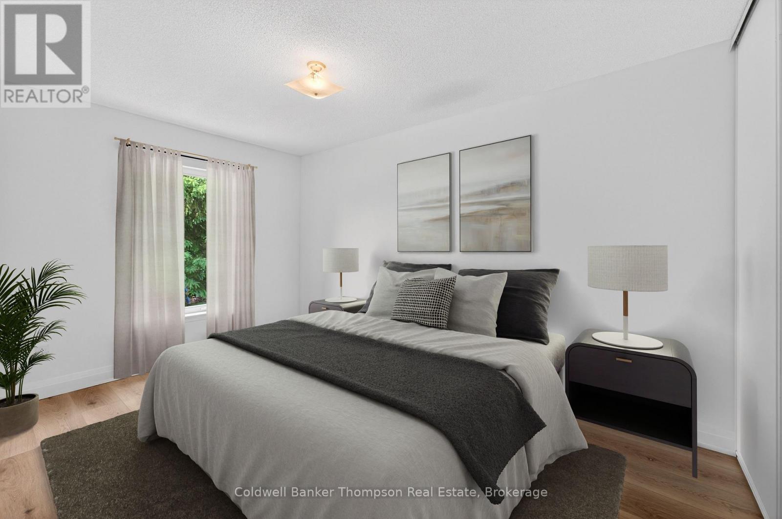 26 Sabrina Park Drive, Huntsville, Ontario  P1H 1L8 - Photo 4 - X12422376