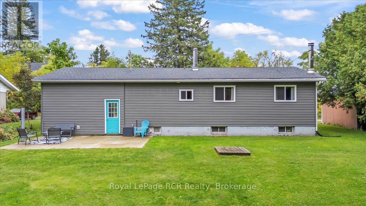 27 William Street, West Grey, Ontario  N0G 1S0 - Photo 22 - X12422445