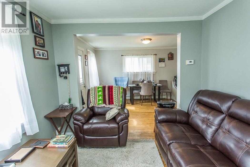 29 Grosvenor Ave, Sault Ste. Marie, Ontario  P6B 2L8 - Photo 7 - SM251875