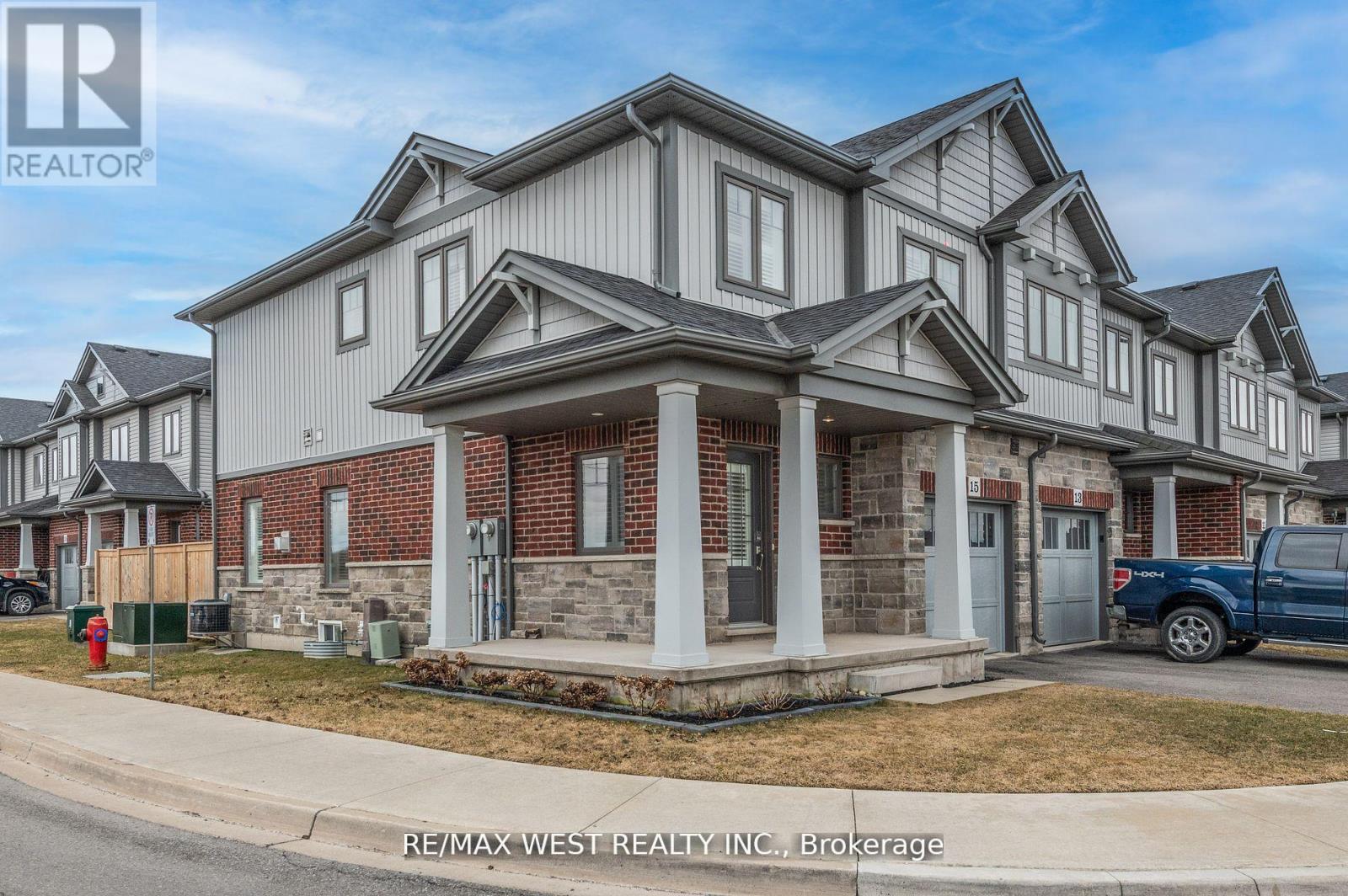 15 Severino Circle, West Lincoln, Ontario  L0R 2A0 - Photo 1 - X12422310