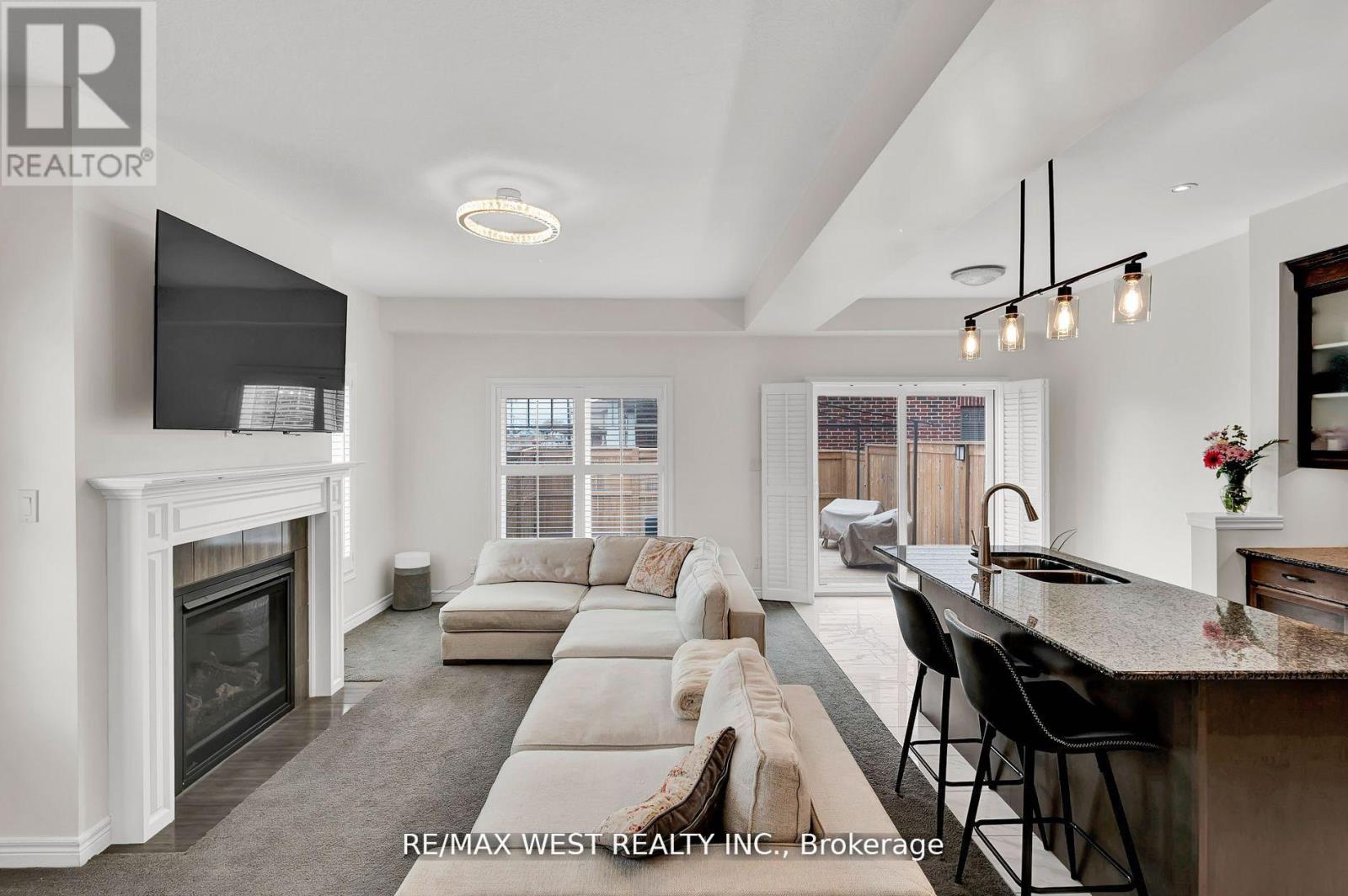 15 Severino Circle, West Lincoln, Ontario  L0R 2A0 - Photo 8 - X12422310