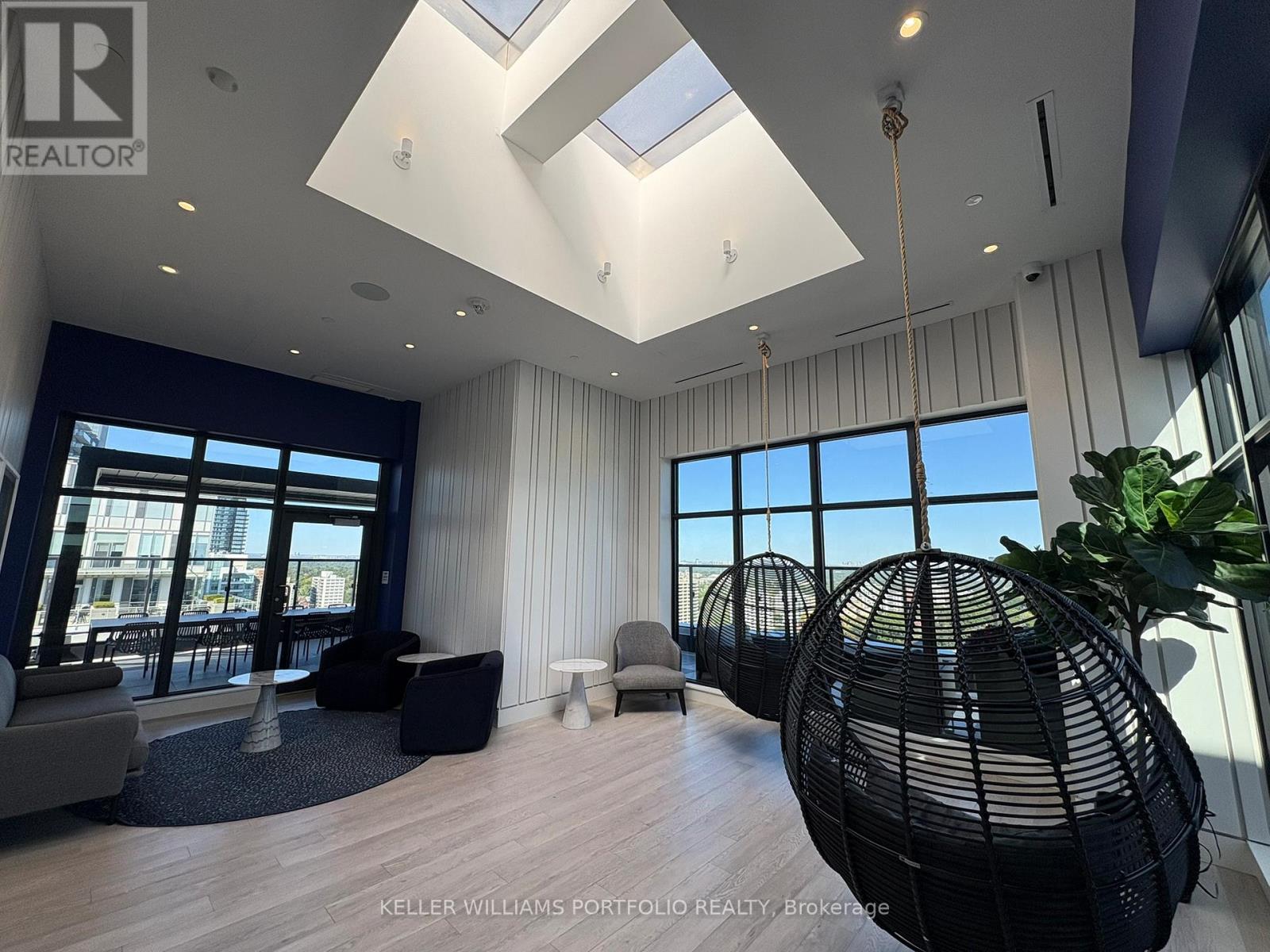 705 - 71 Redpath Avenue, Toronto, Ontario  M4S 0E1 - Photo 8 - C12422367