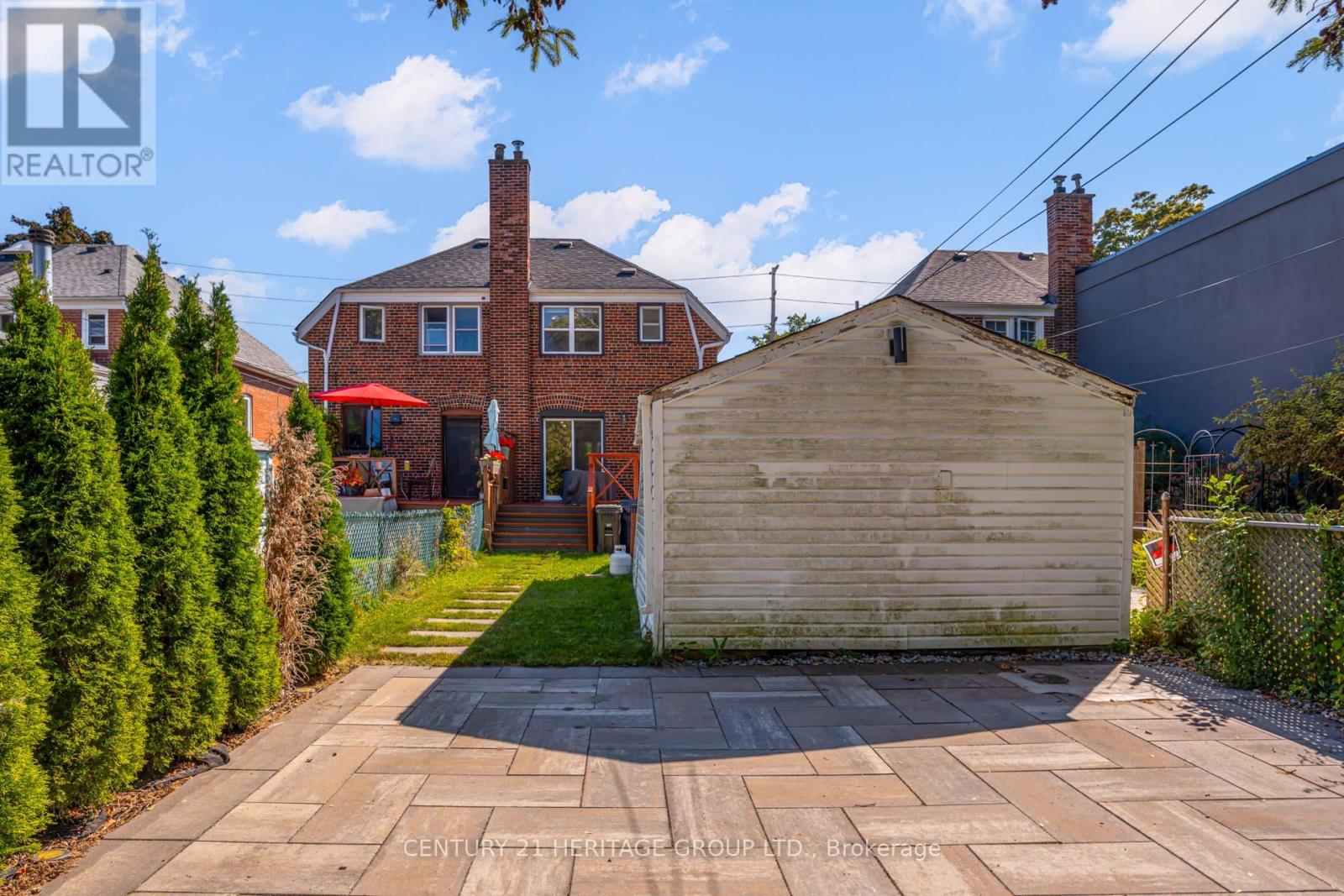 576 Broadway Avenue, Toronto, Ontario  M4G 2S3 - Photo 35 - C12422382