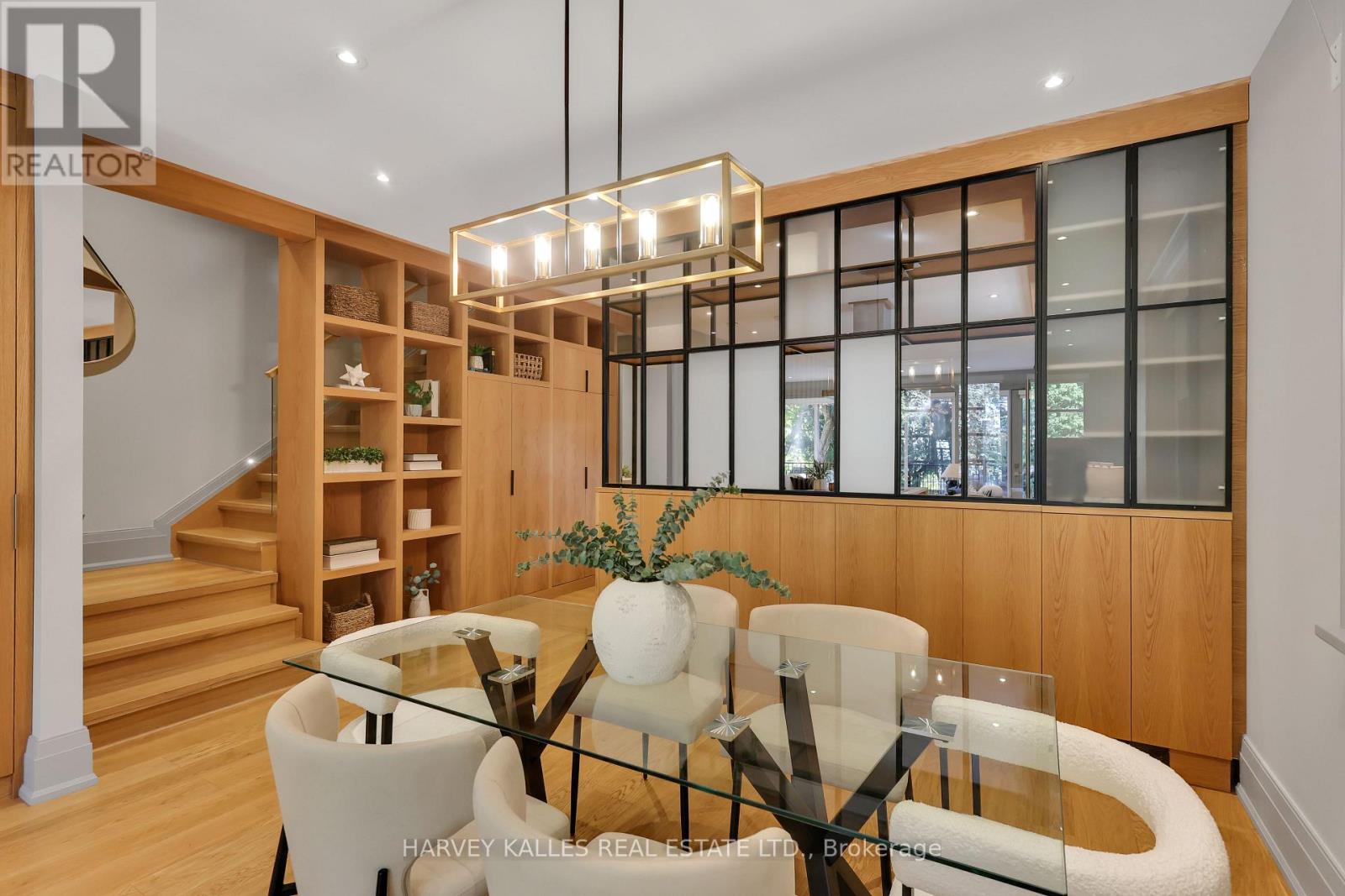 51 Gormley Avenue, Toronto, Ontario  M4V 1Y9 - Photo 11 - C12422410