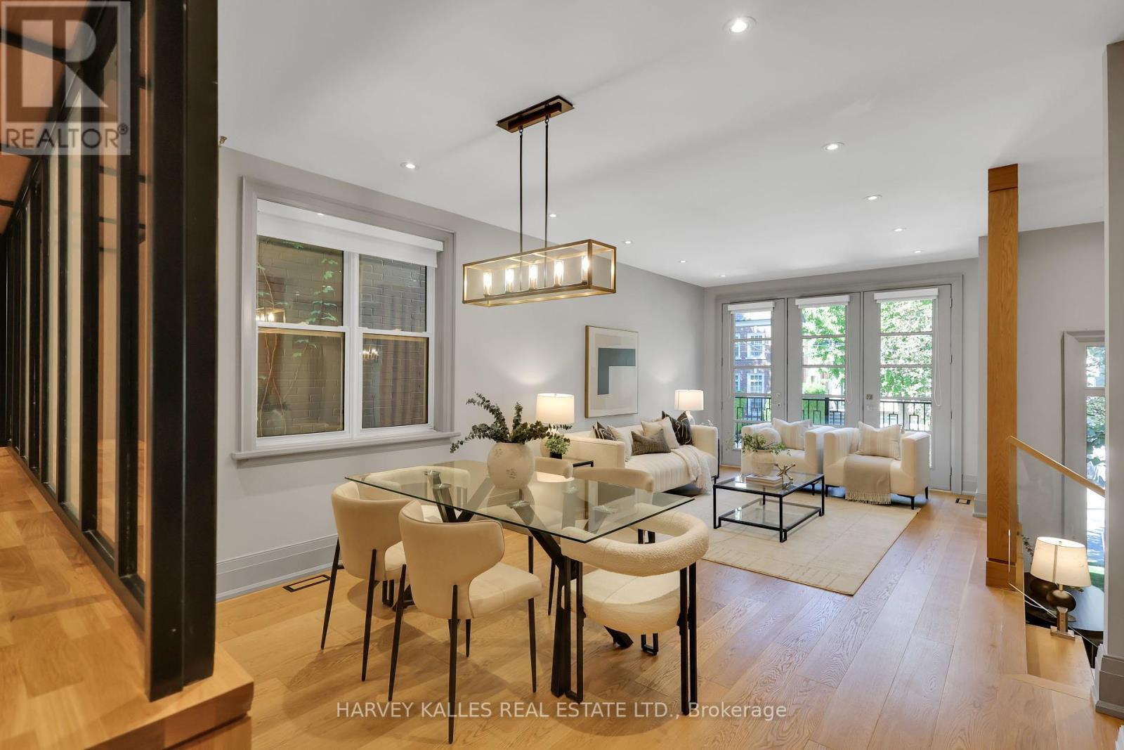 51 Gormley Avenue, Toronto, Ontario  M4V 1Y9 - Photo 12 - C12422410