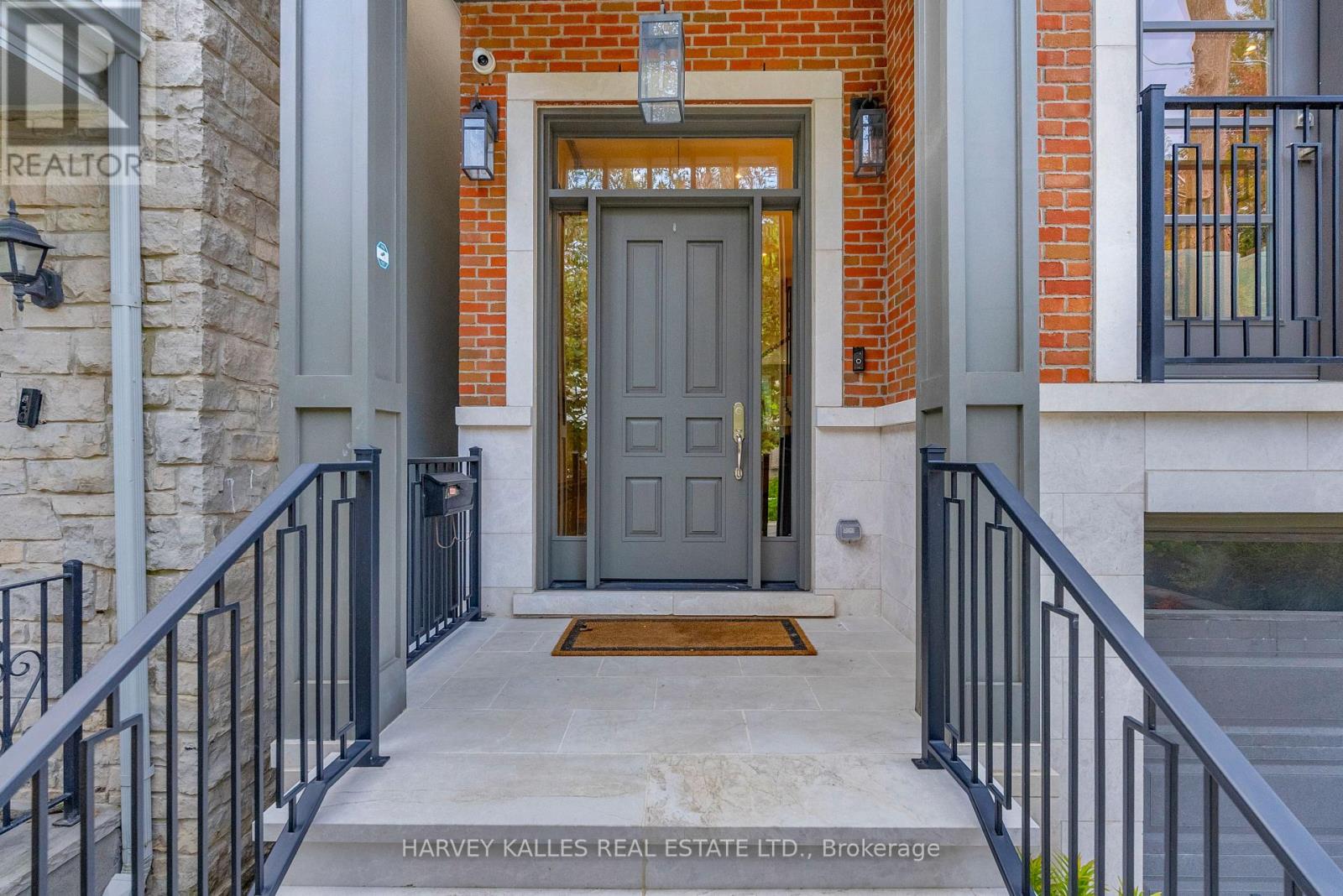 51 Gormley Avenue, Toronto, Ontario  M4V 1Y9 - Photo 2 - C12422410