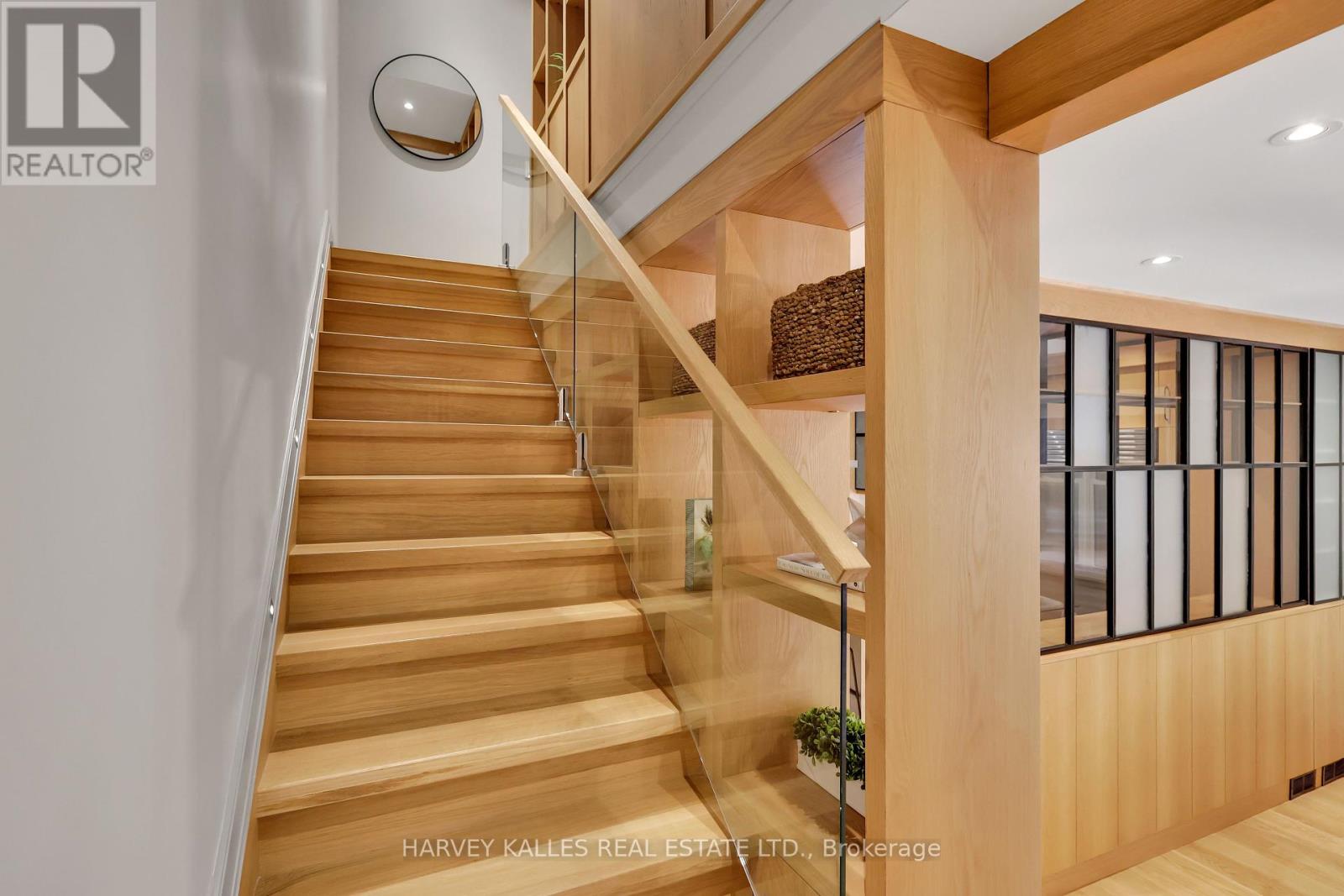 51 Gormley Avenue, Toronto, Ontario  M4V 1Y9 - Photo 24 - C12422410