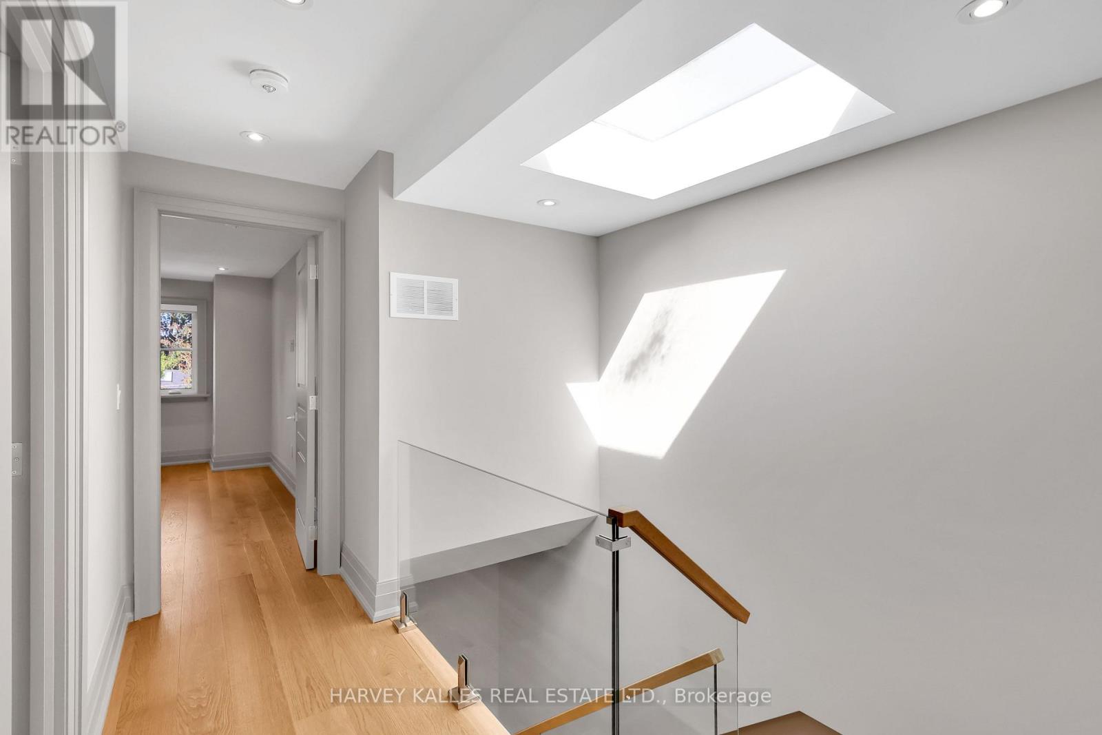 51 Gormley Avenue, Toronto, Ontario  M4V 1Y9 - Photo 39 - C12422410