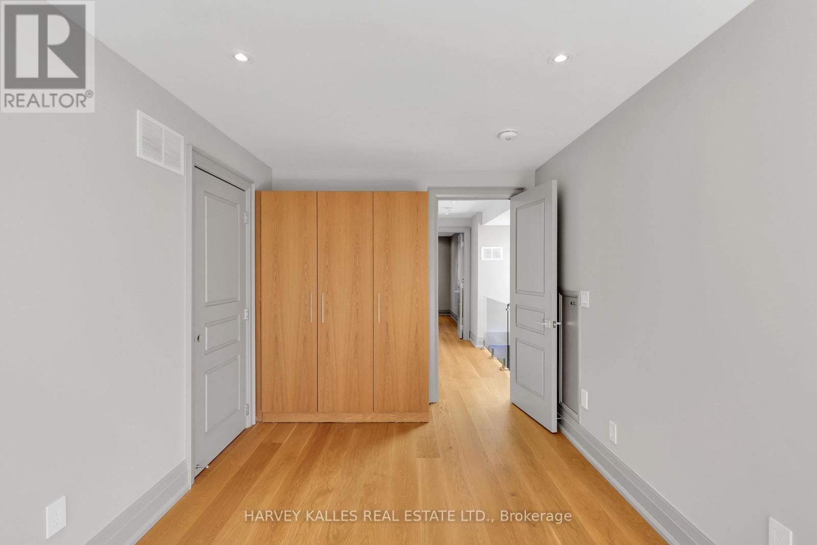 51 Gormley Avenue, Toronto, Ontario  M4V 1Y9 - Photo 41 - C12422410