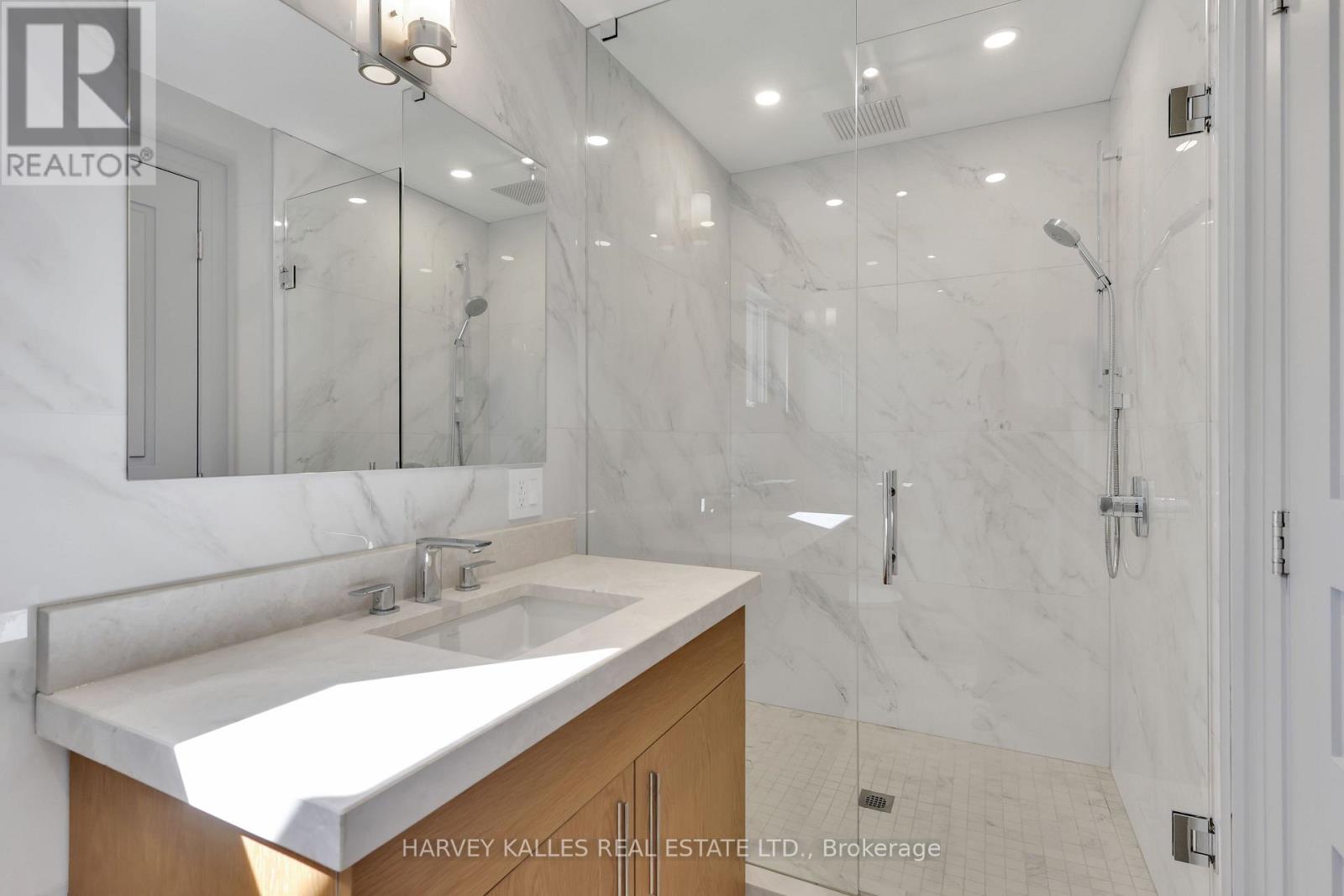 51 Gormley Avenue, Toronto, Ontario  M4V 1Y9 - Photo 42 - C12422410