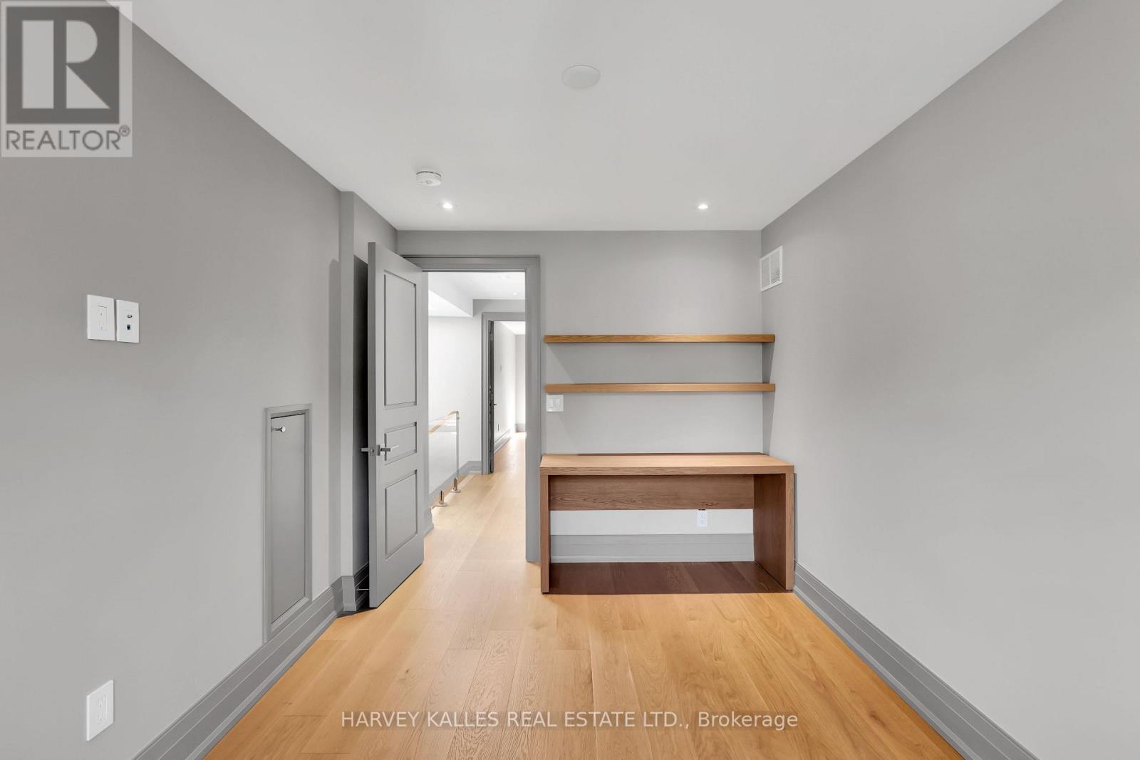 51 Gormley Avenue, Toronto, Ontario  M4V 1Y9 - Photo 44 - C12422410