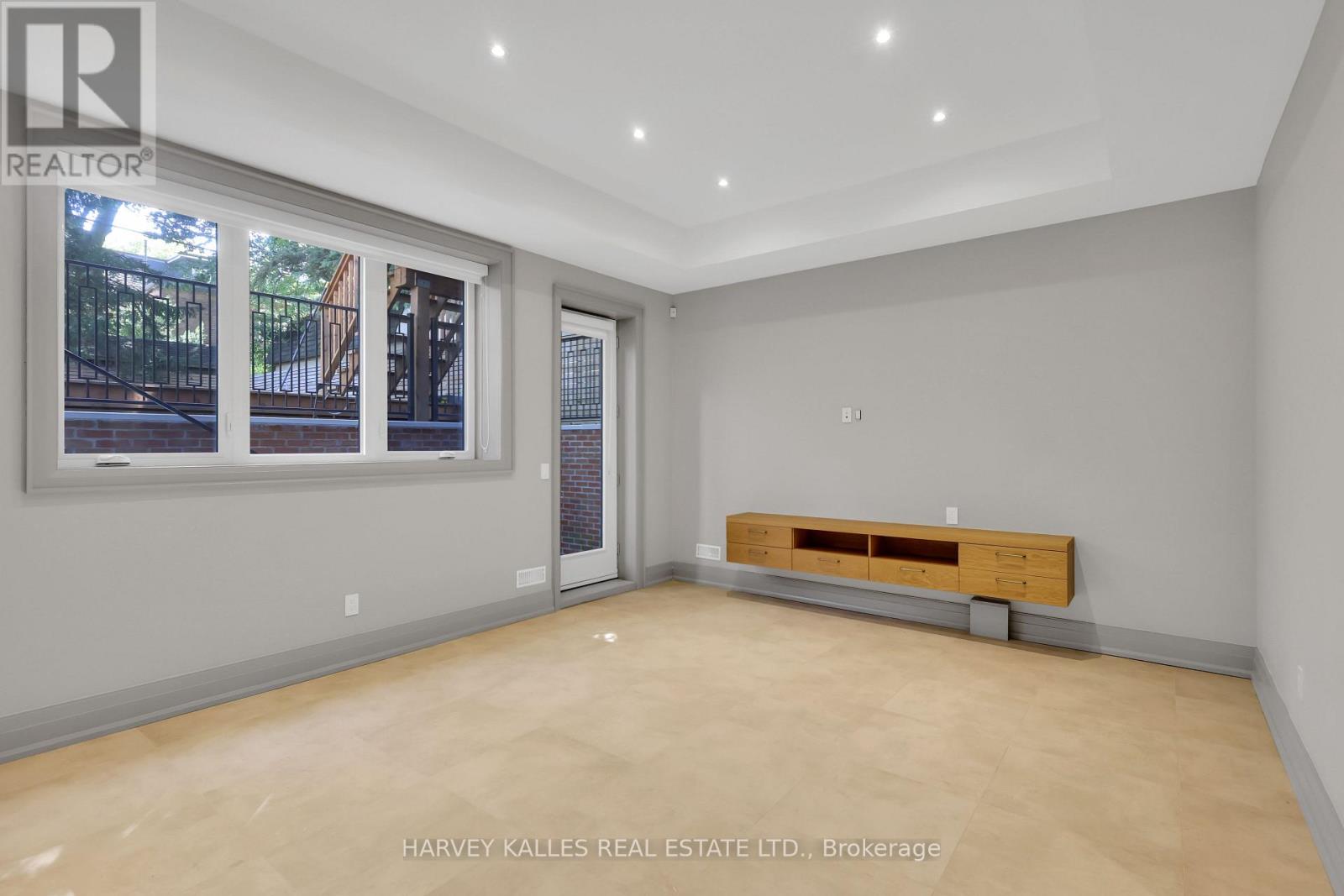 51 Gormley Avenue, Toronto, Ontario  M4V 1Y9 - Photo 46 - C12422410