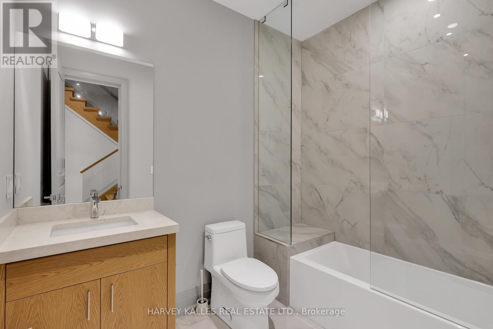 51 Gormley Avenue, Toronto, Ontario  M4V 1Y9 - Photo 48 - C12422410