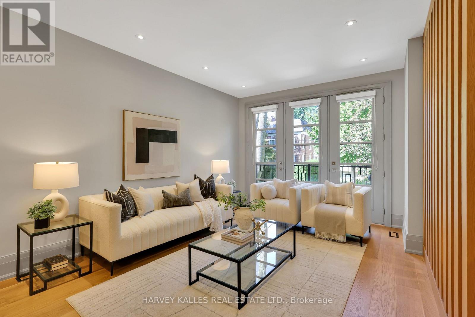 51 Gormley Avenue, Toronto, Ontario  M4V 1Y9 - Photo 6 - C12422410